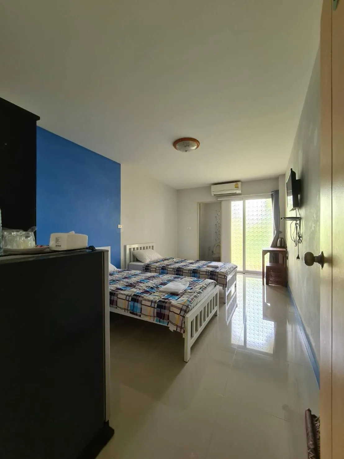 Bed in S Diamond Apartment