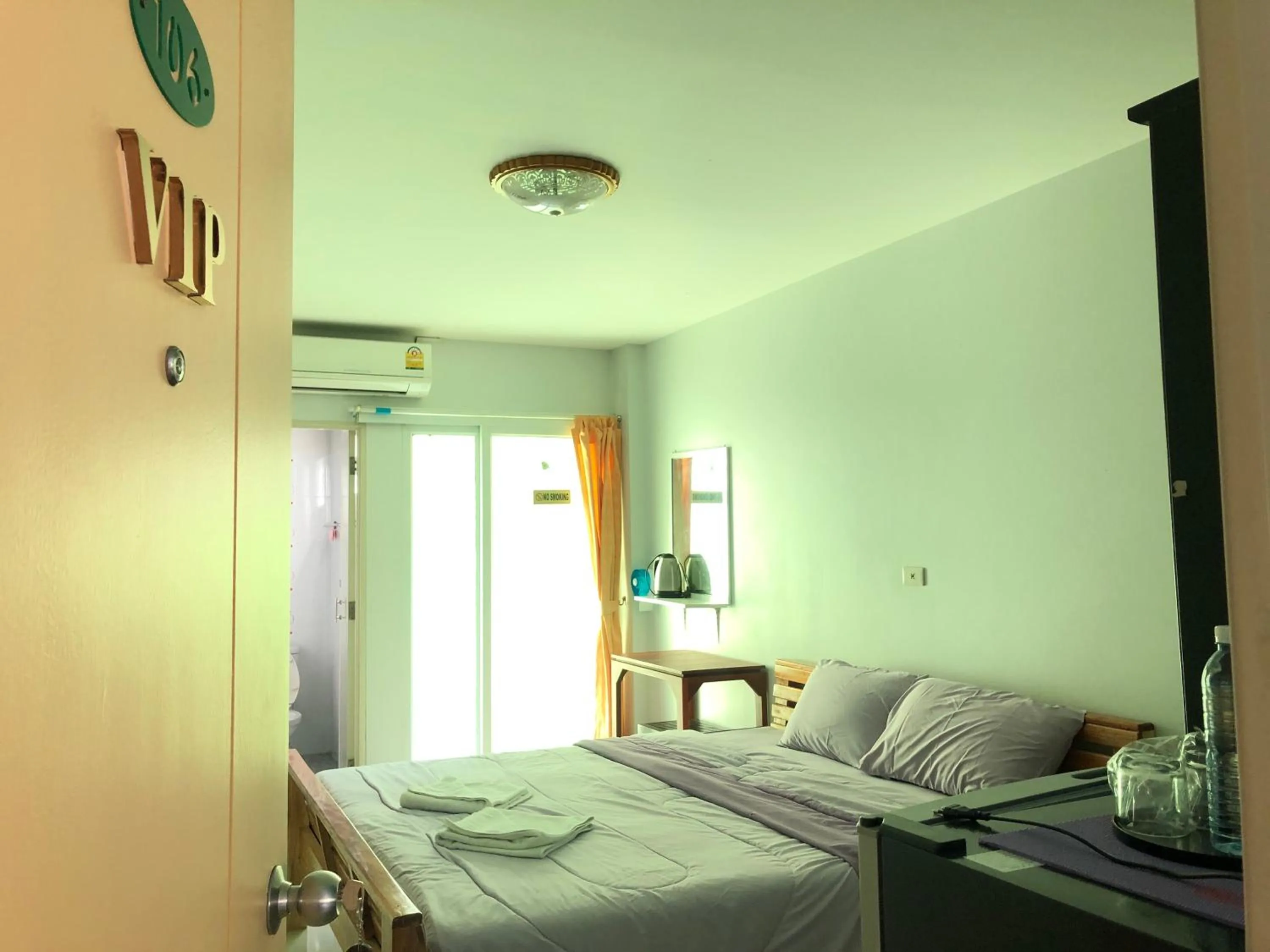 Bed in S Diamond Apartment