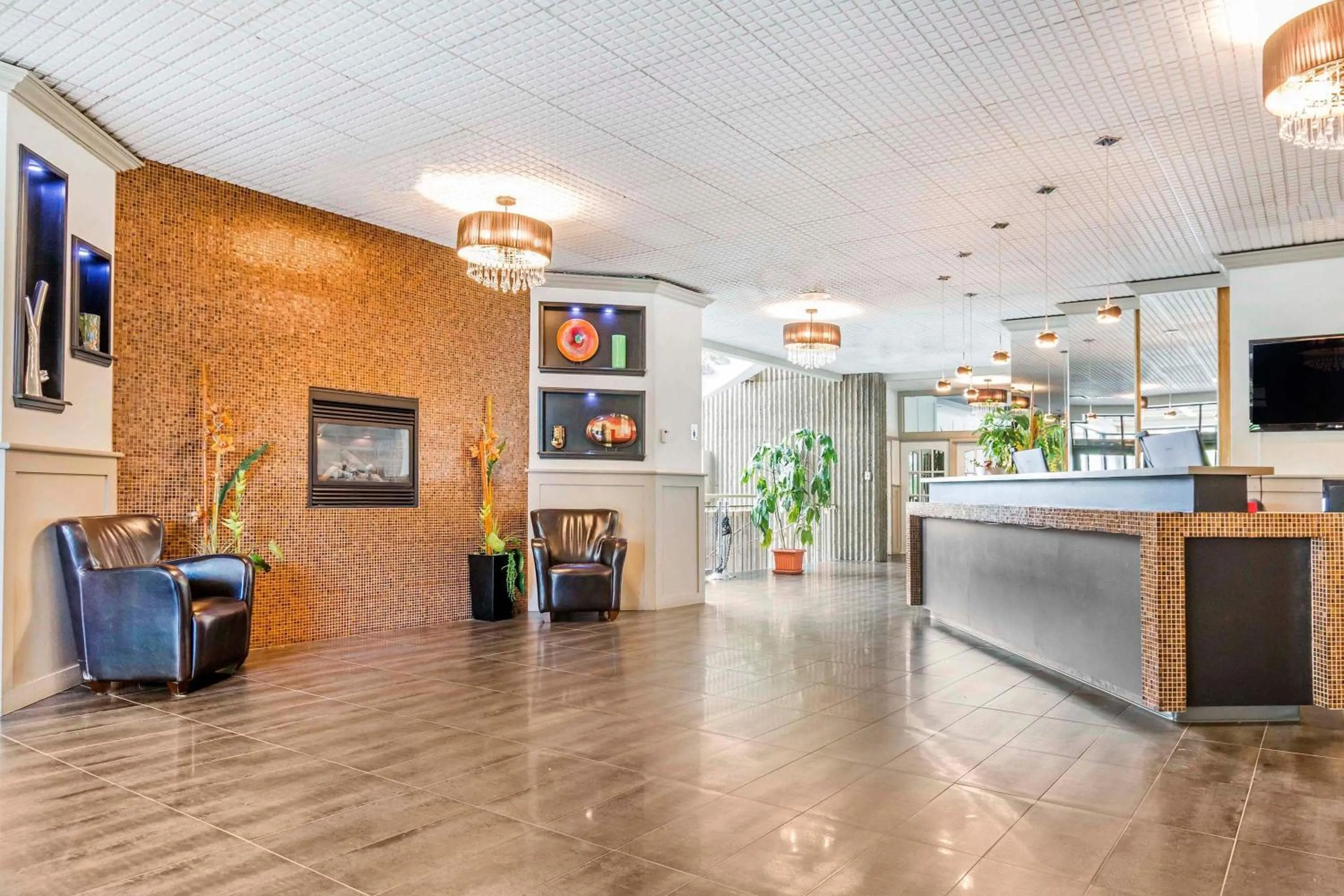 Lobby or reception in Travelodge by Wyndham Trois-Rivieres
