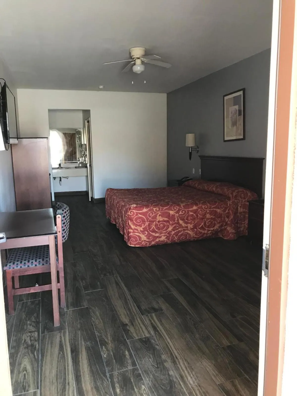 Bedroom, Bed in Texas Inn & Suites