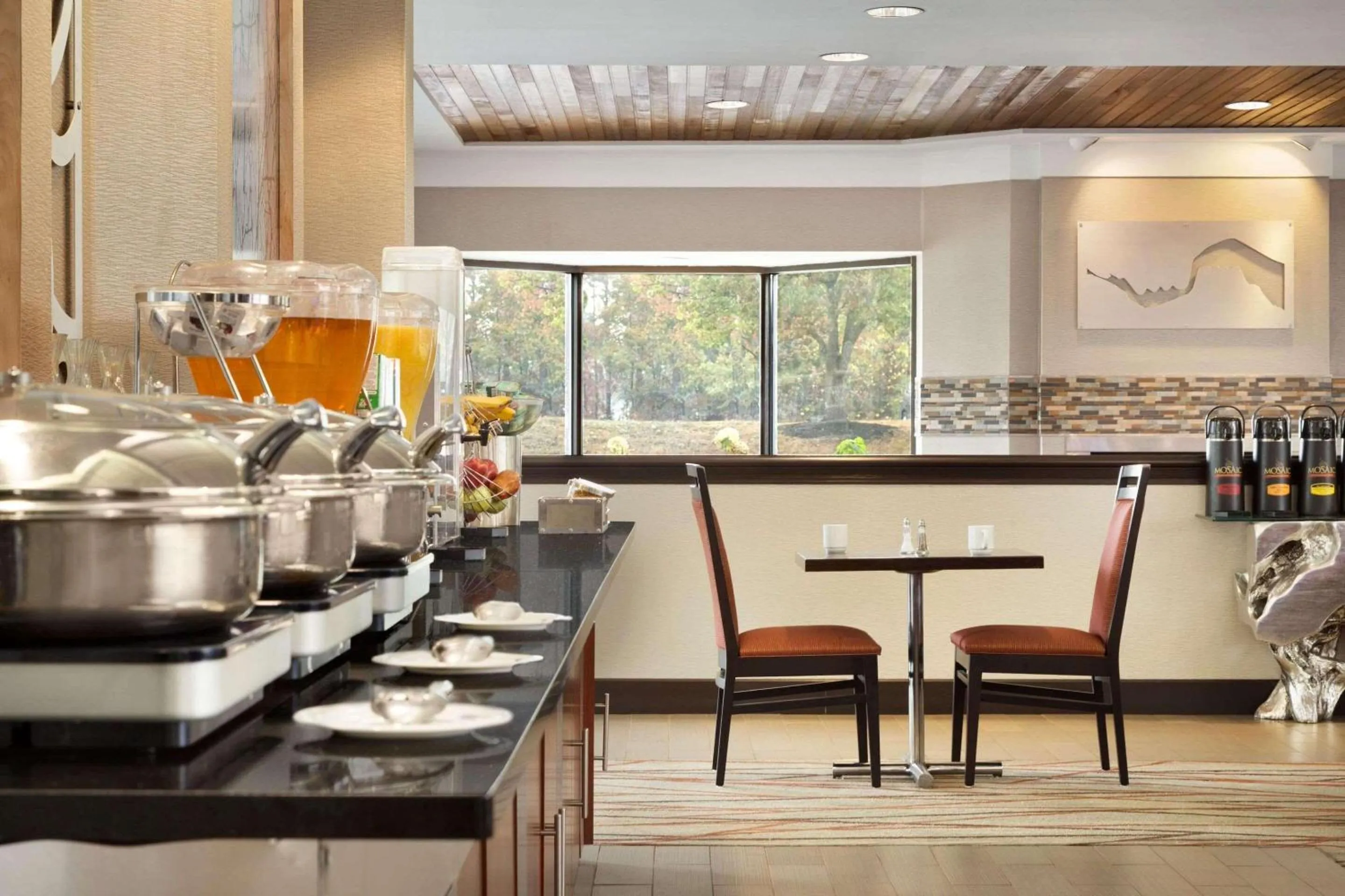 Breakfast in Radisson Akron-Fairlawn Copley