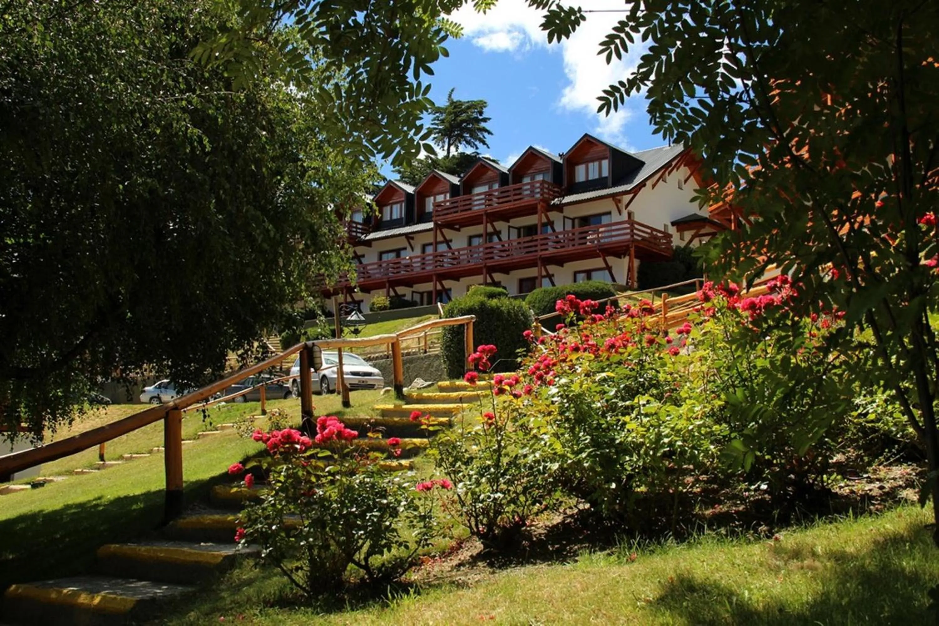 Property building in Hotel Catedral Patagonia Ski & Wellness