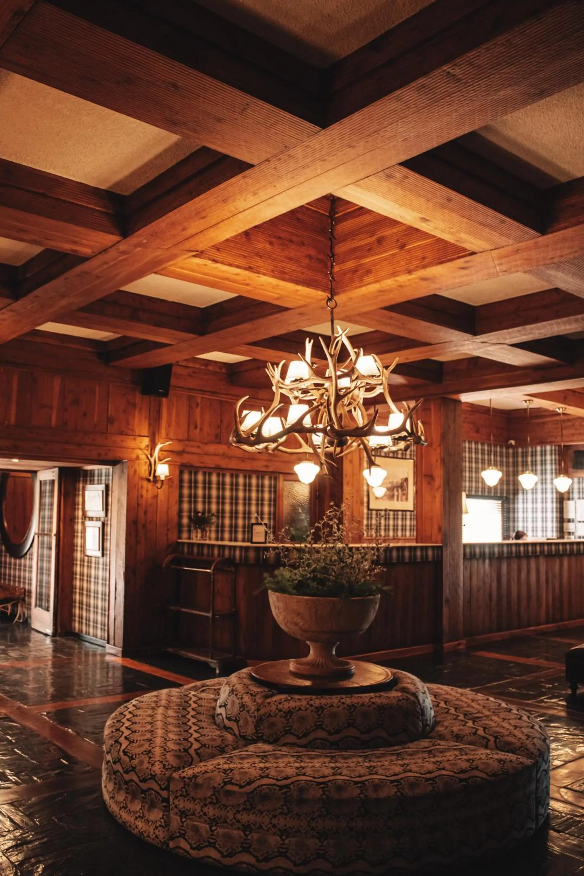 Lobby or reception in Hotel Catedral Patagonia Ski & Wellness