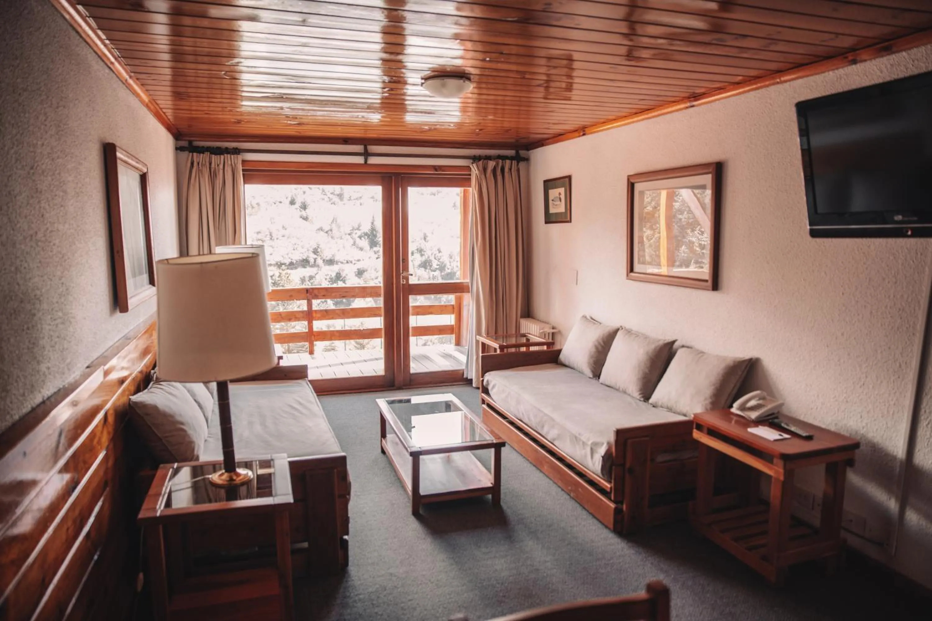 Living room in Hotel Catedral Patagonia Ski & Wellness