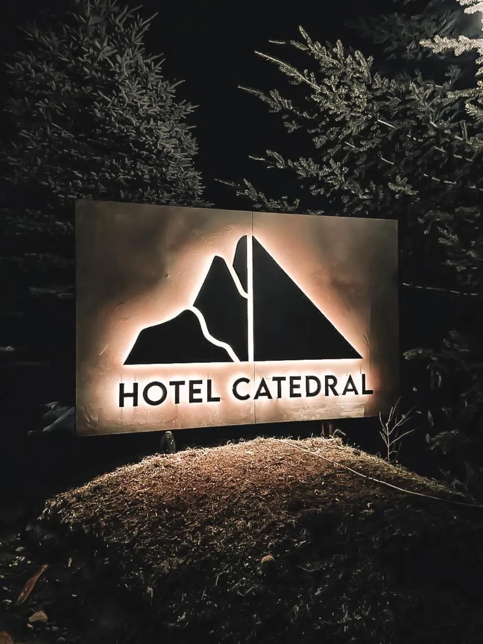 Logo/Certificate/Sign in Hotel Catedral Patagonia Ski & Wellness