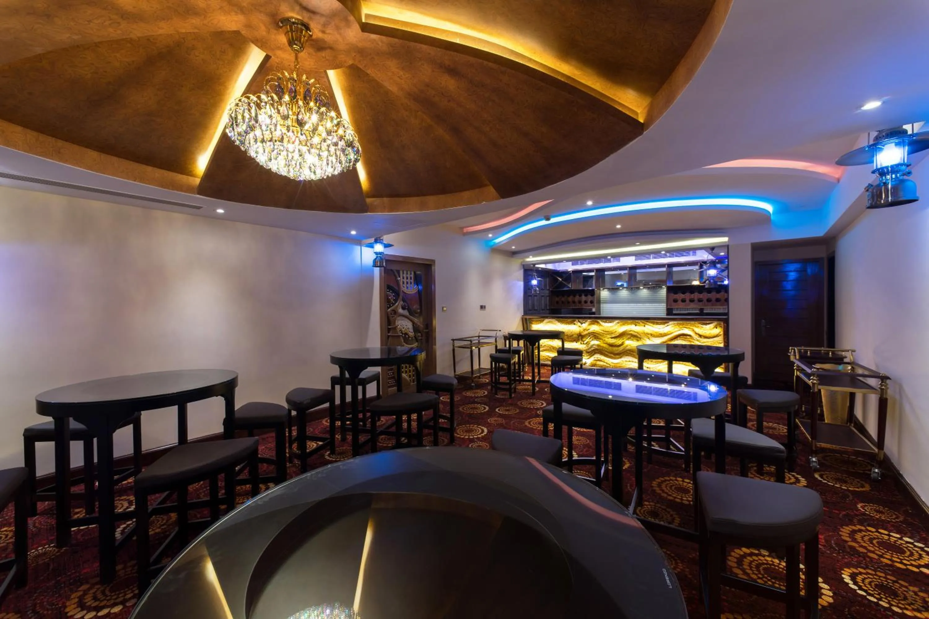 Restaurant/places to eat in Grand Palace Hotel & Resorts Rangpur