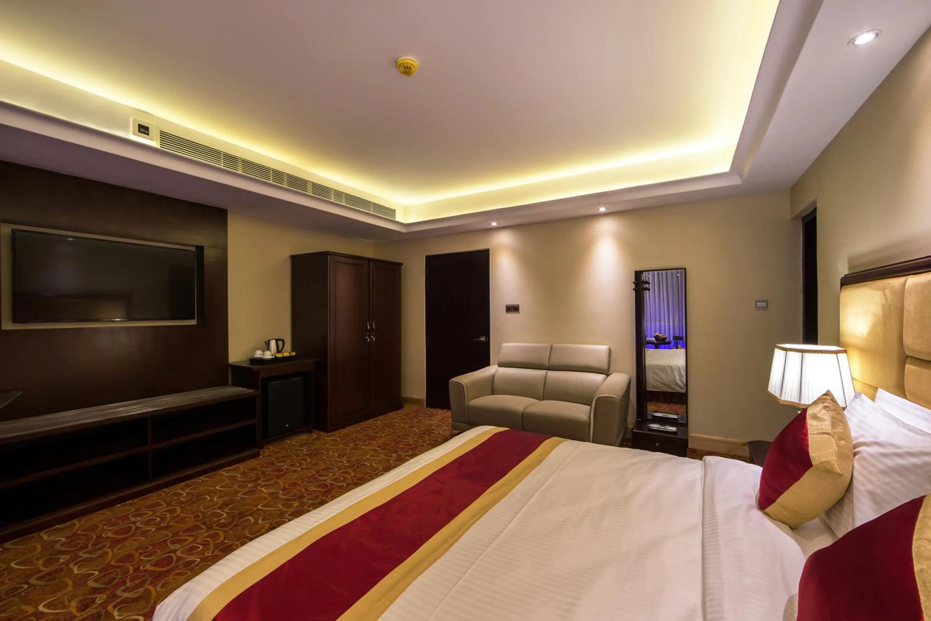 Bedroom, Bed in Grand Palace Hotel & Resorts Rangpur