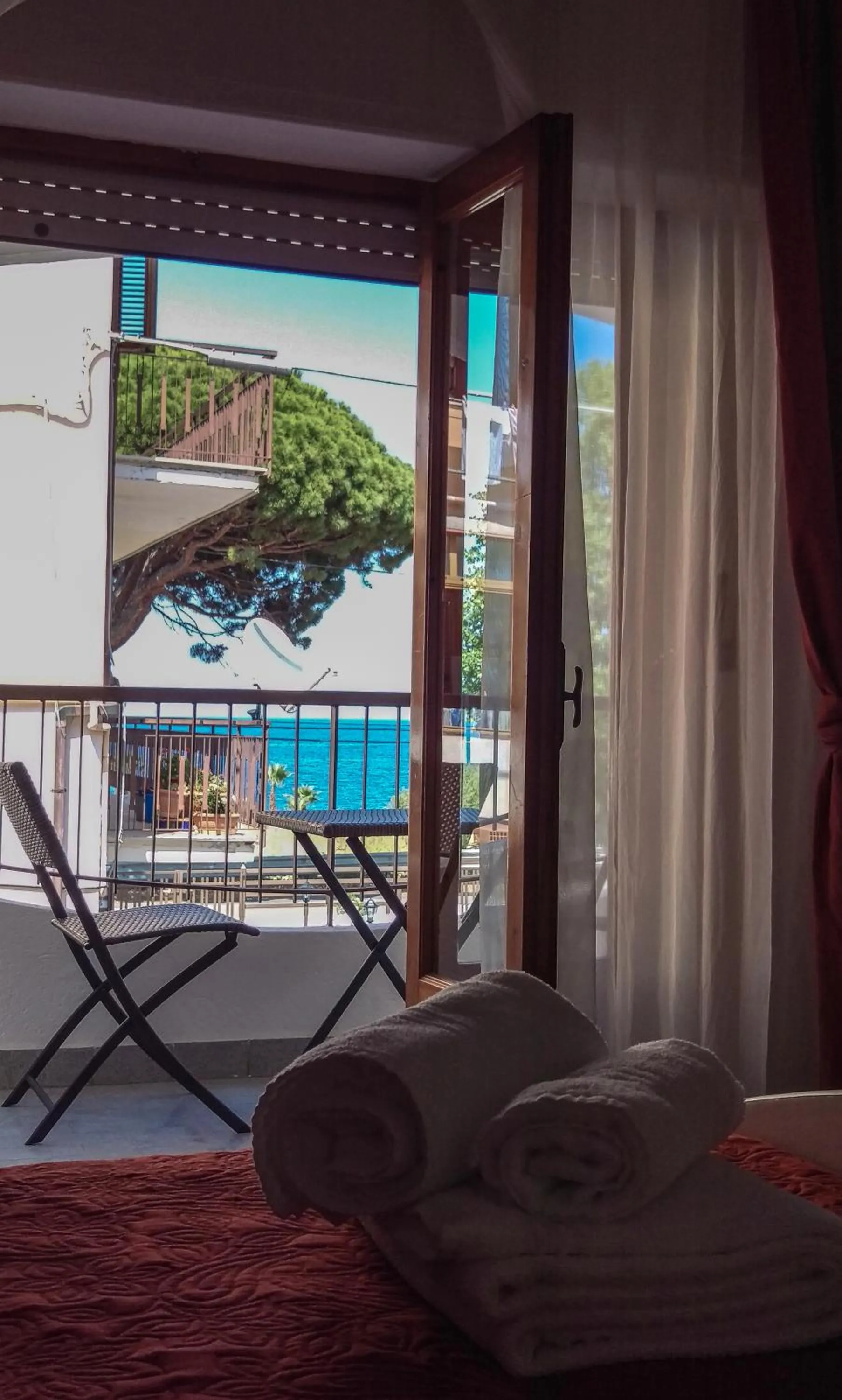 Balcony/Terrace, Bed in Al Saliceto Hotel