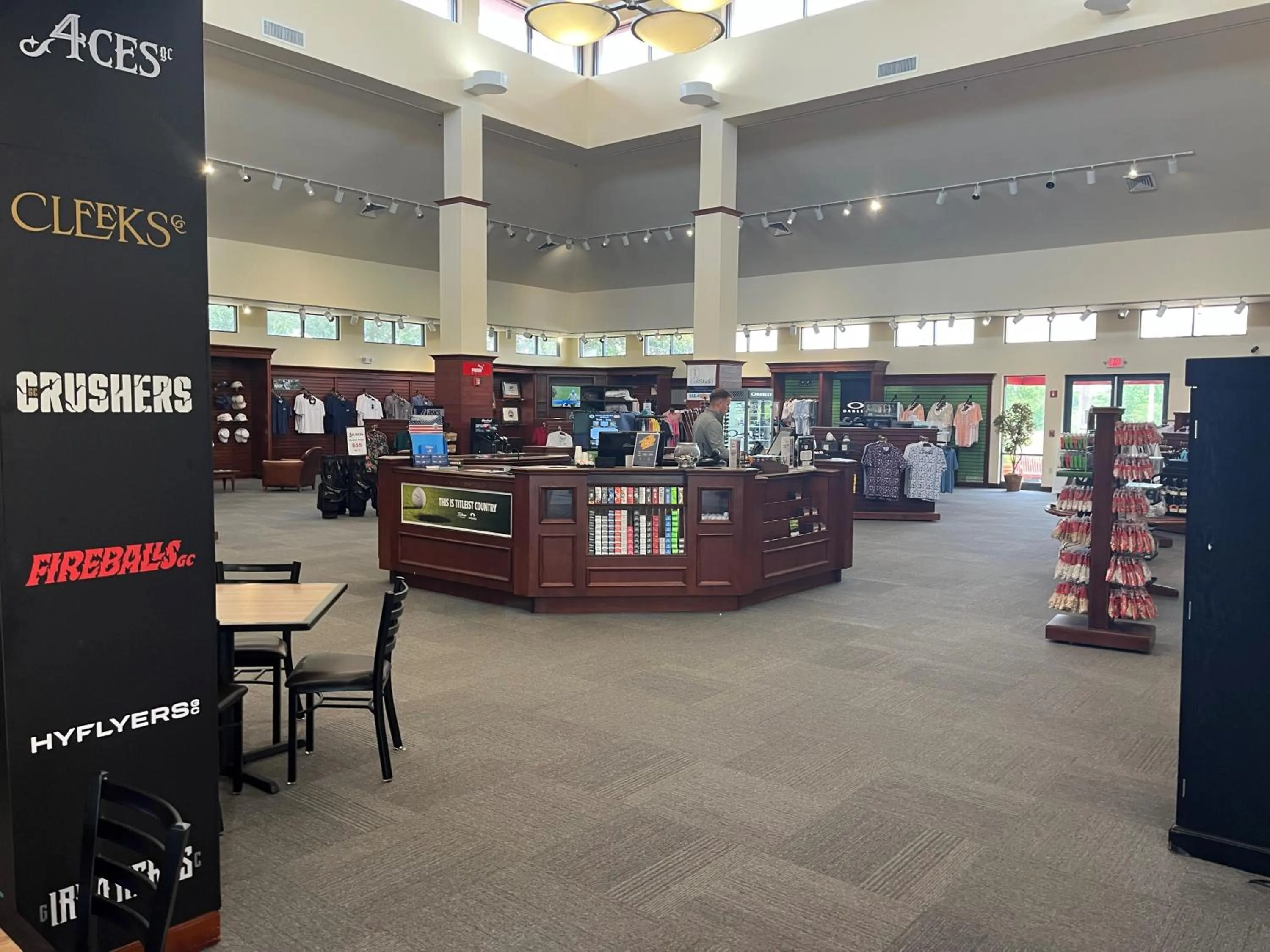On-site shops in Orange County National Golf Center and Lodge
