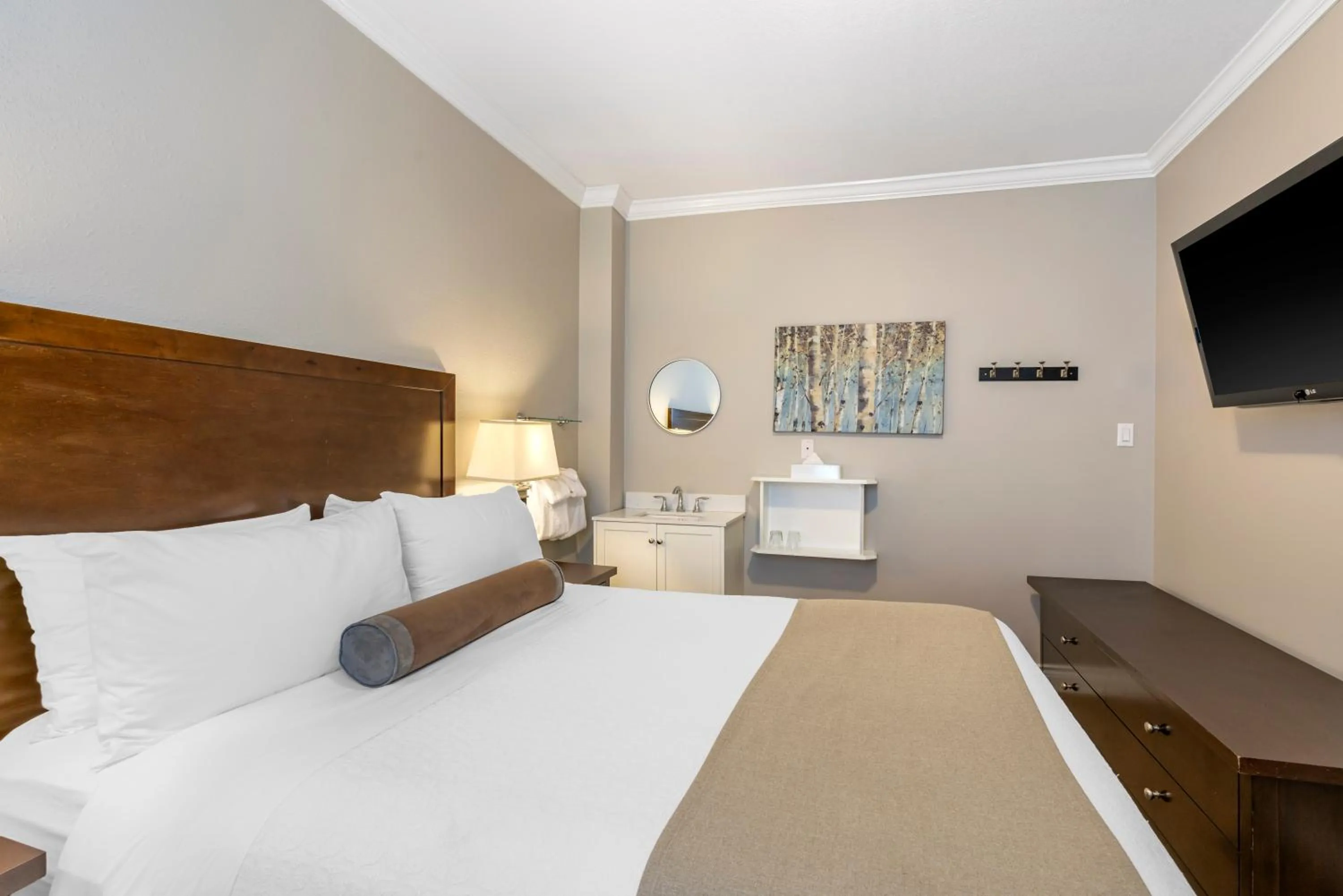 Bed in Regent Hotel Revelstoke