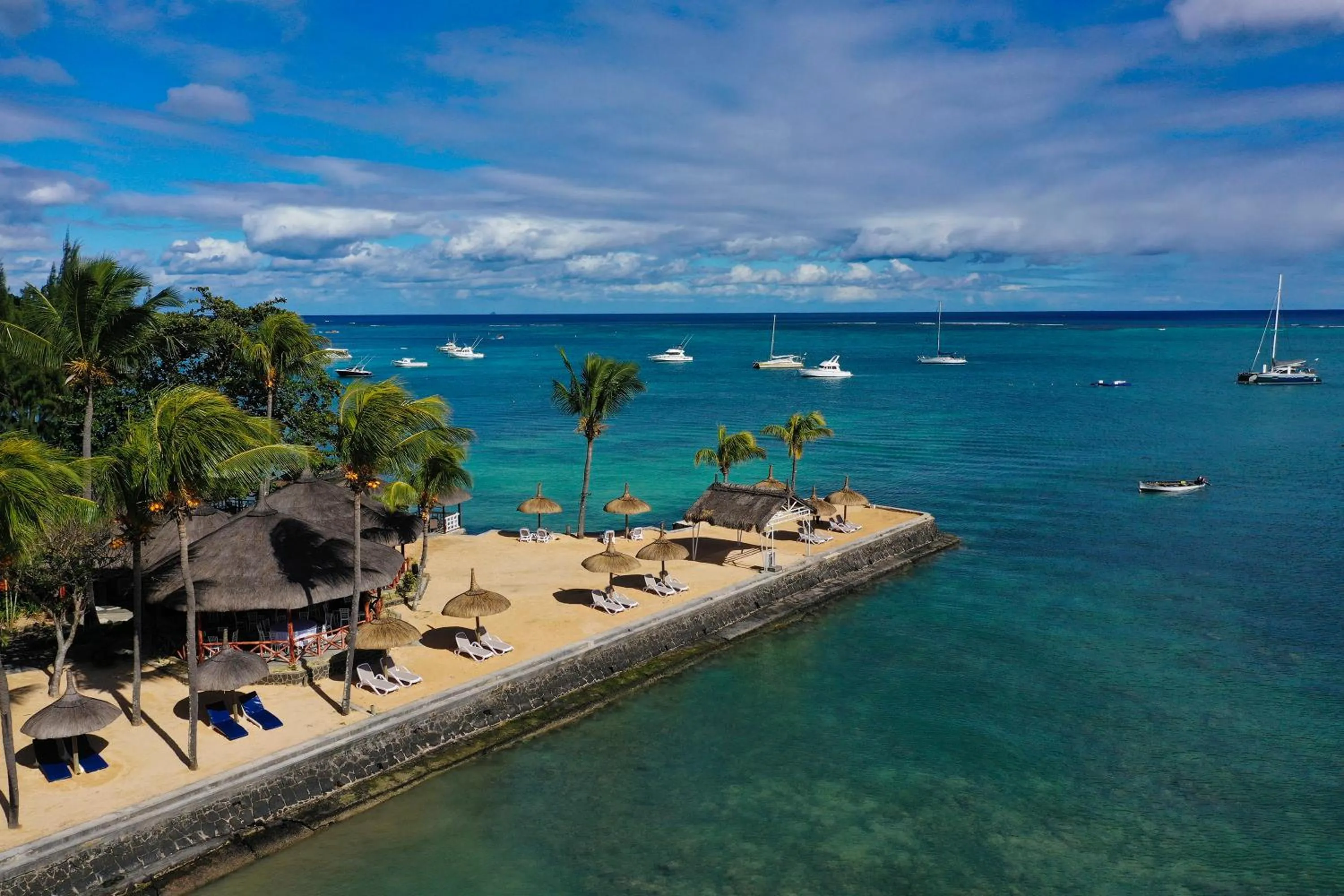 Natural landscape in Coral Azur Beach Resort Mont Choisy