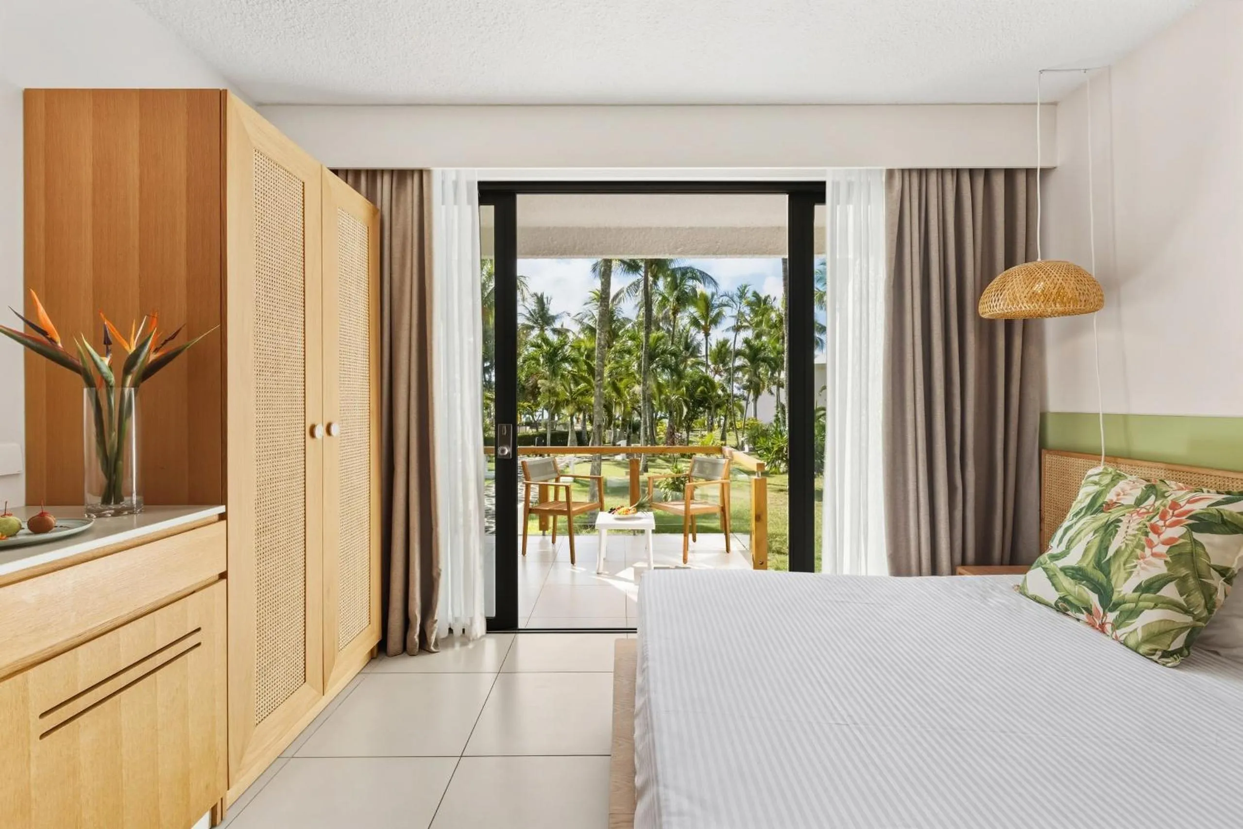 Bed in Coral Azur Beach Resort Mont Choisy