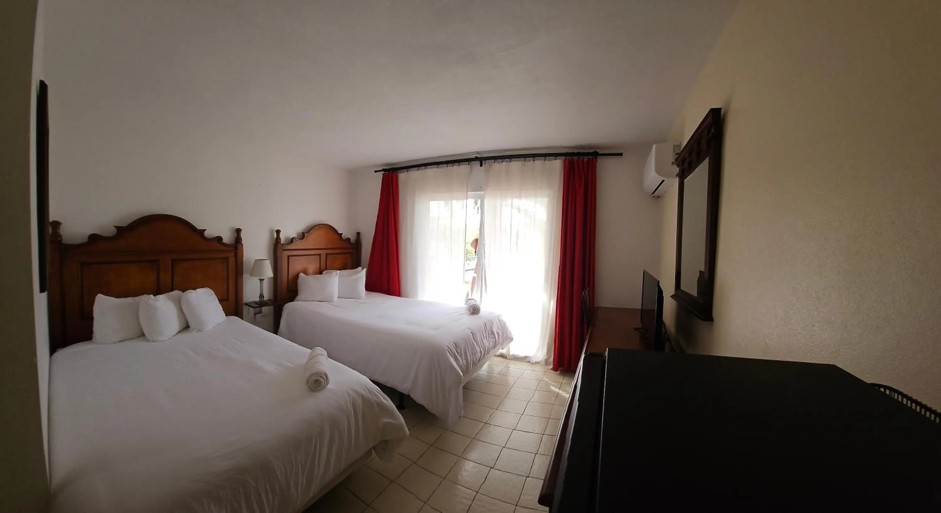 Bed in Selva Boutique Hotel - Luquillo Oceanfront Retreat - Adults Only