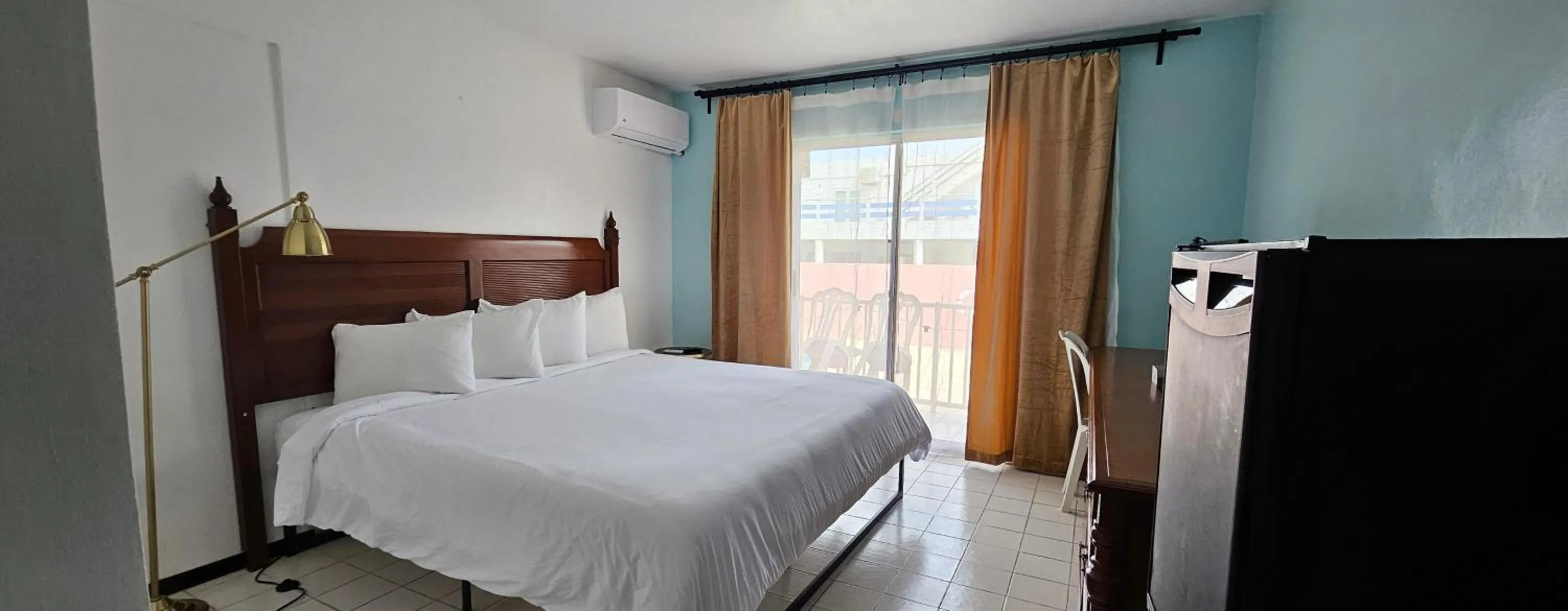 Bed in Selva Boutique Hotel - Luquillo Oceanfront Retreat - Adults Only