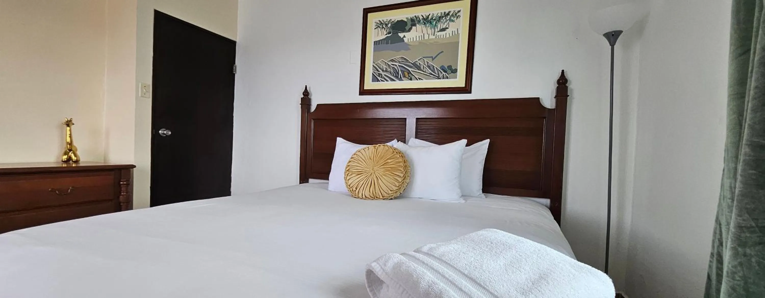 Bed in Selva Boutique Hotel - Luquillo Oceanfront Retreat - Adults Only