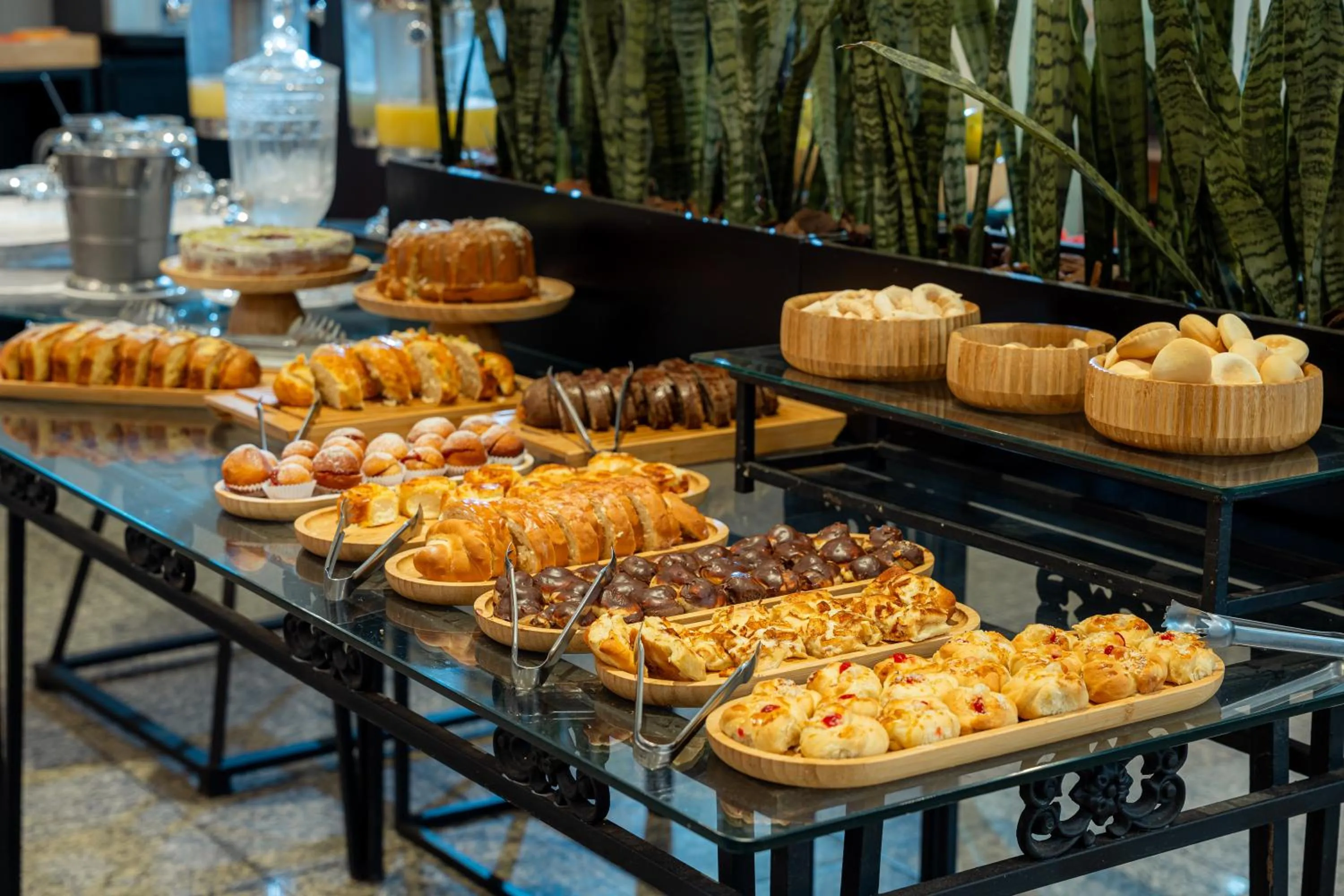 Restaurant/places to eat in Taiwan Hotel