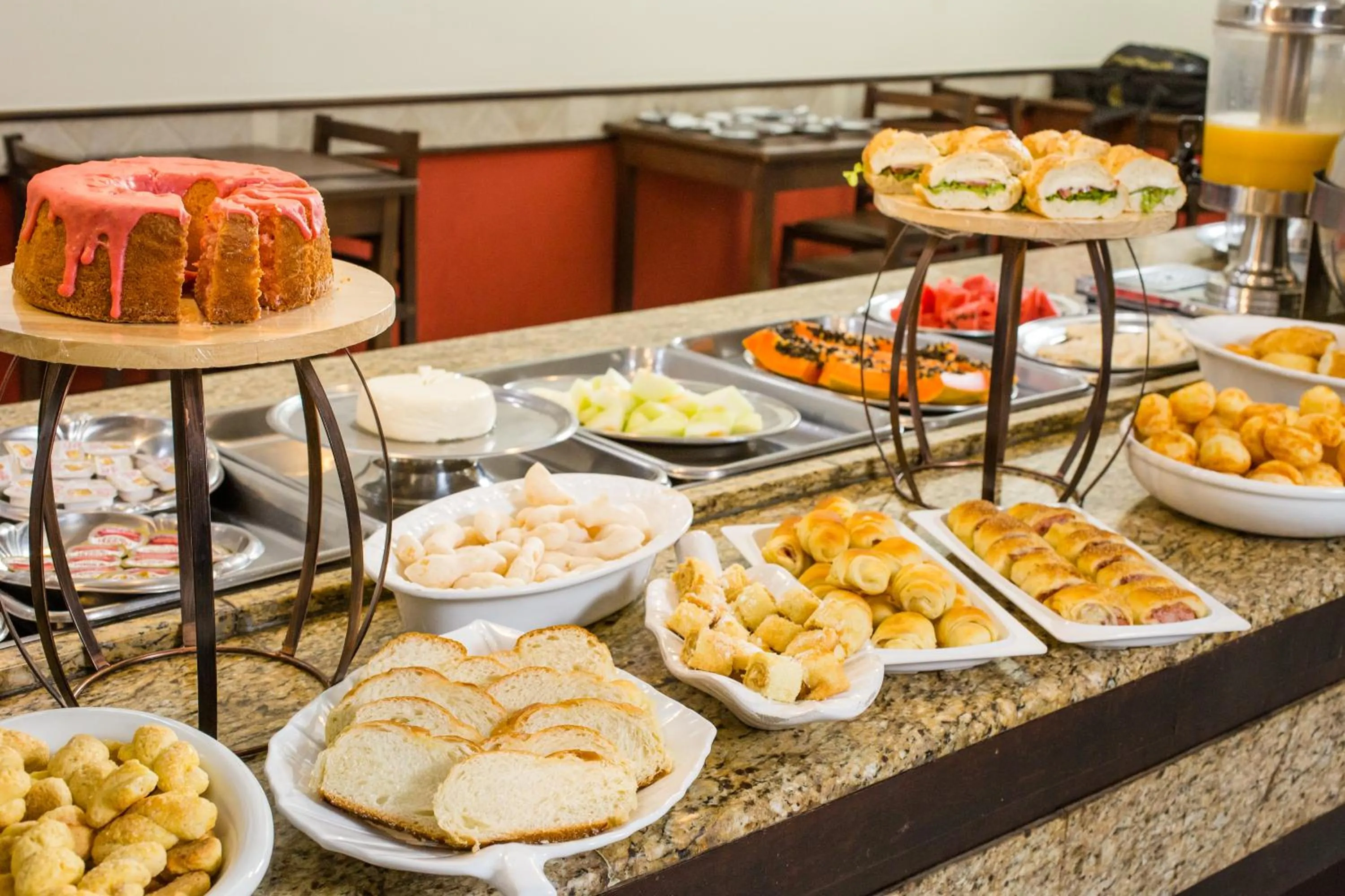 Food and drinks in Lisboa Hotel