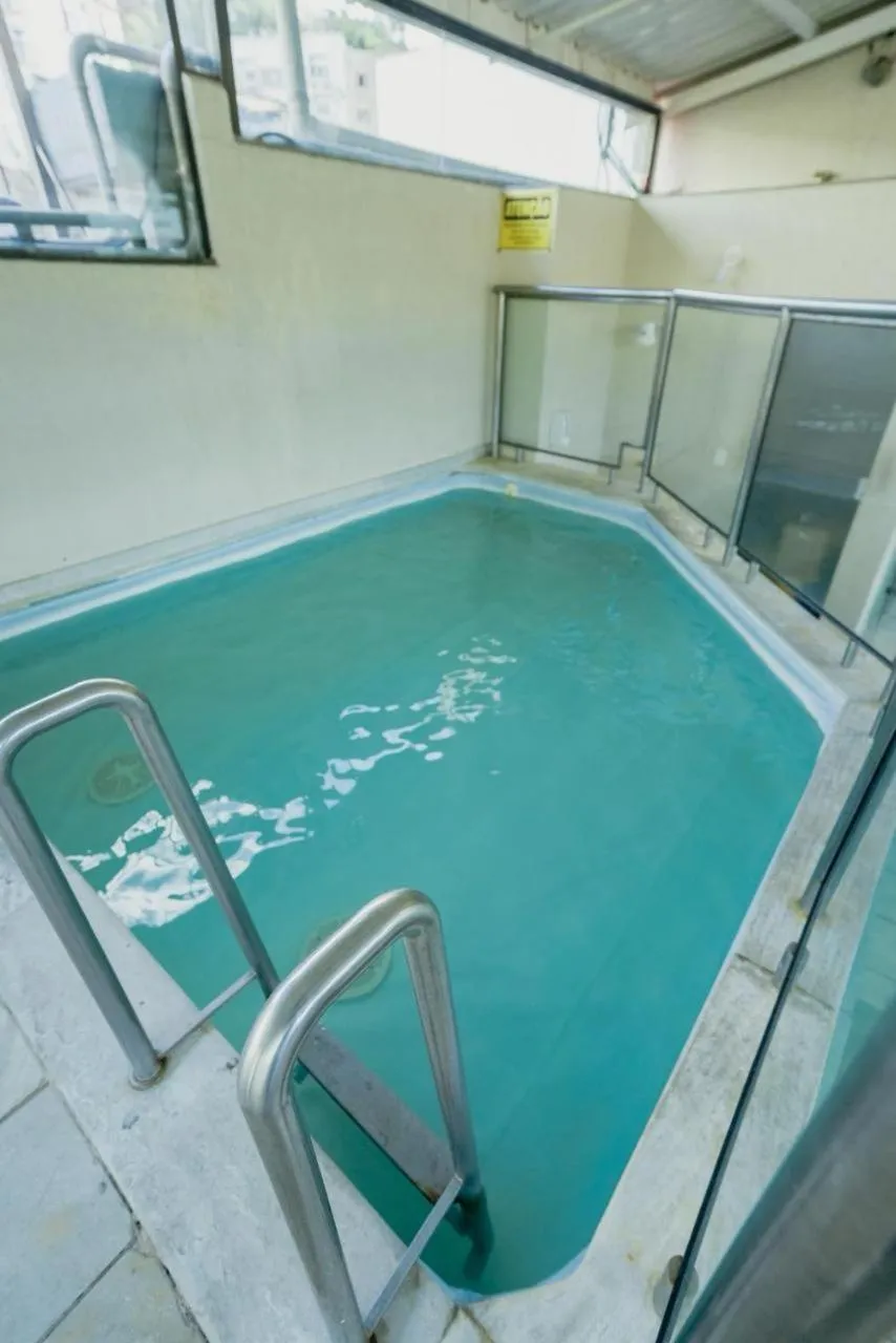 Swimming pool in Lisboa Hotel