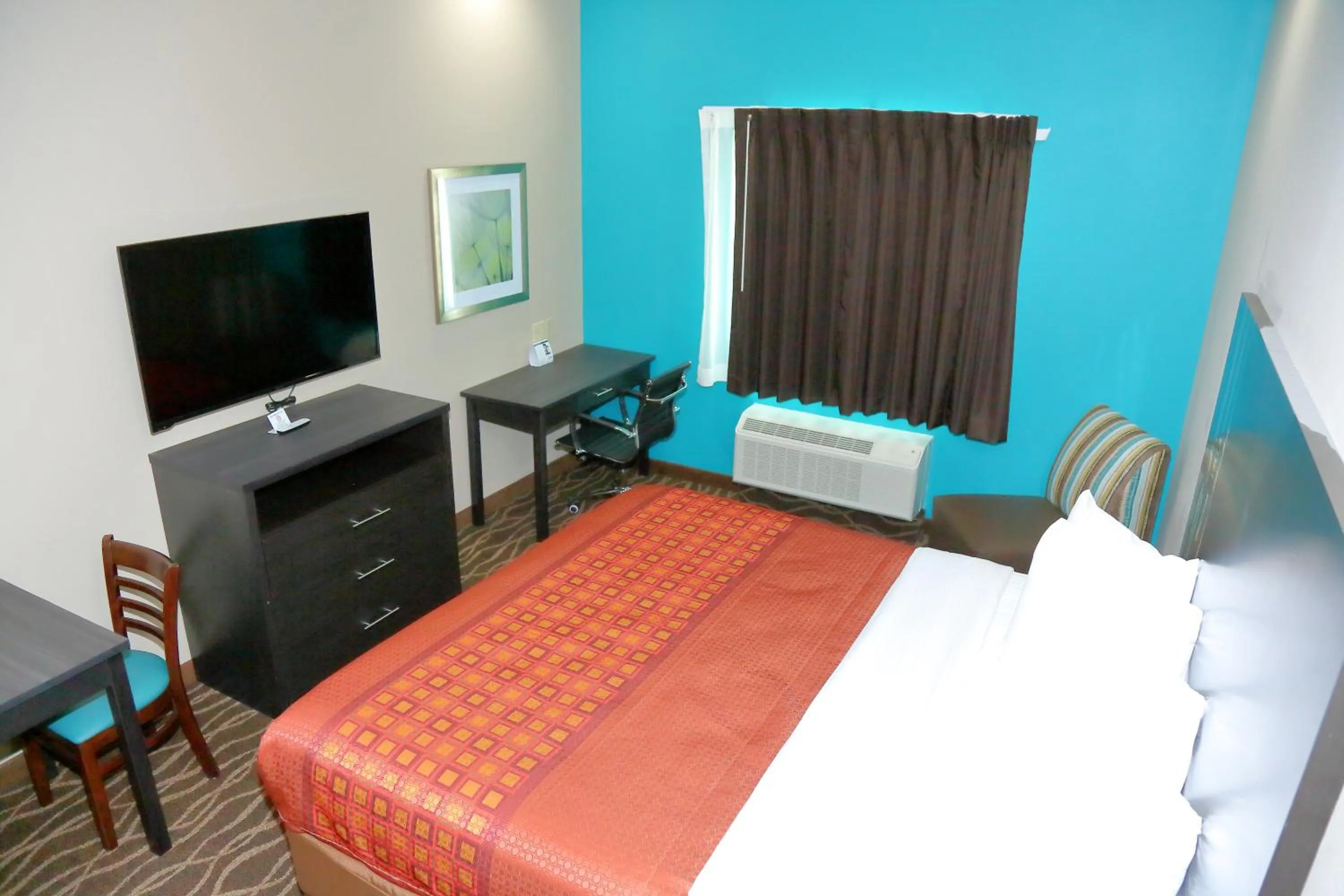 Bed in Americas Best Value Inn & Suites-Prairieville