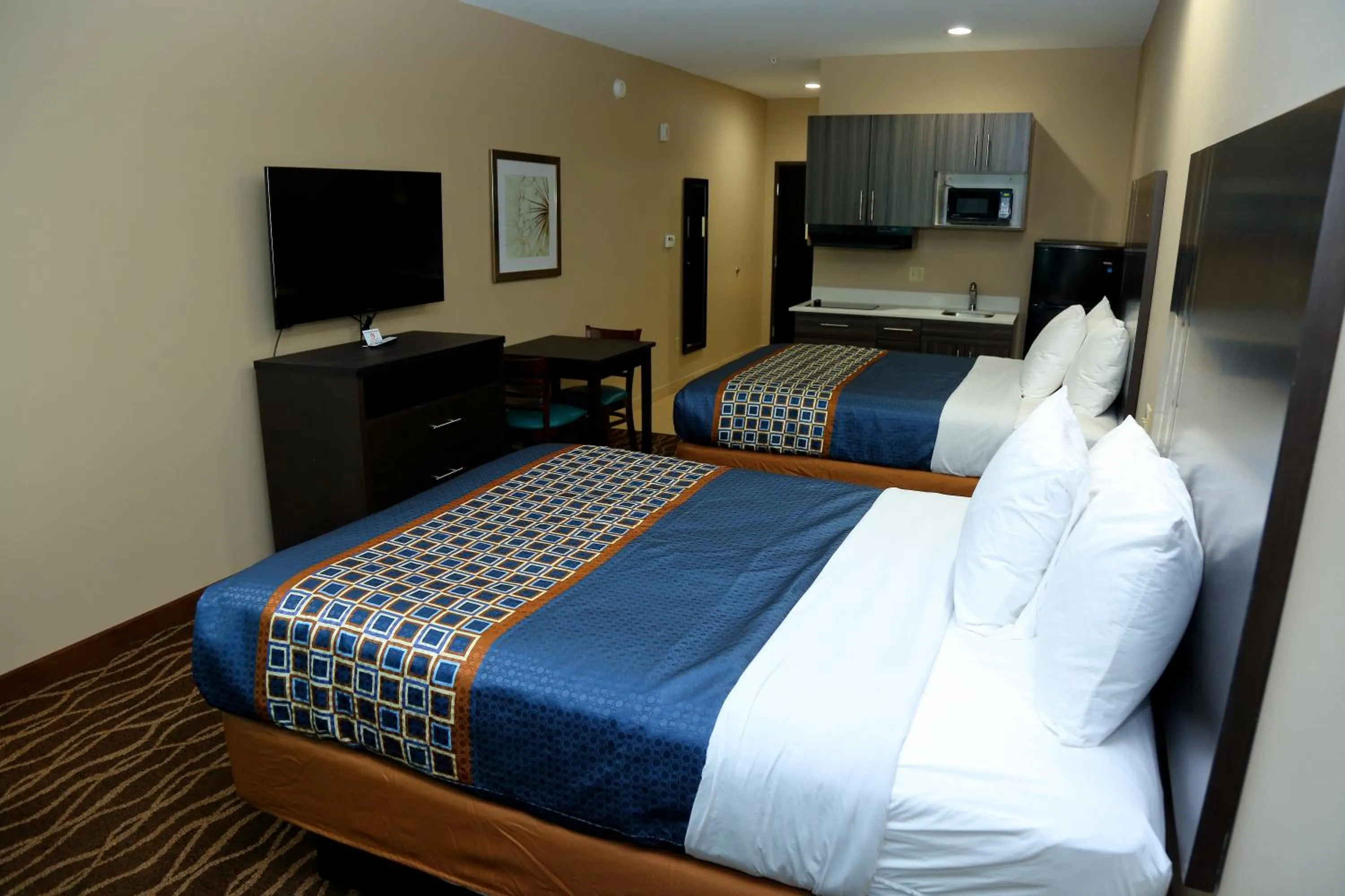 Bed in Americas Best Value Inn & Suites-Prairieville