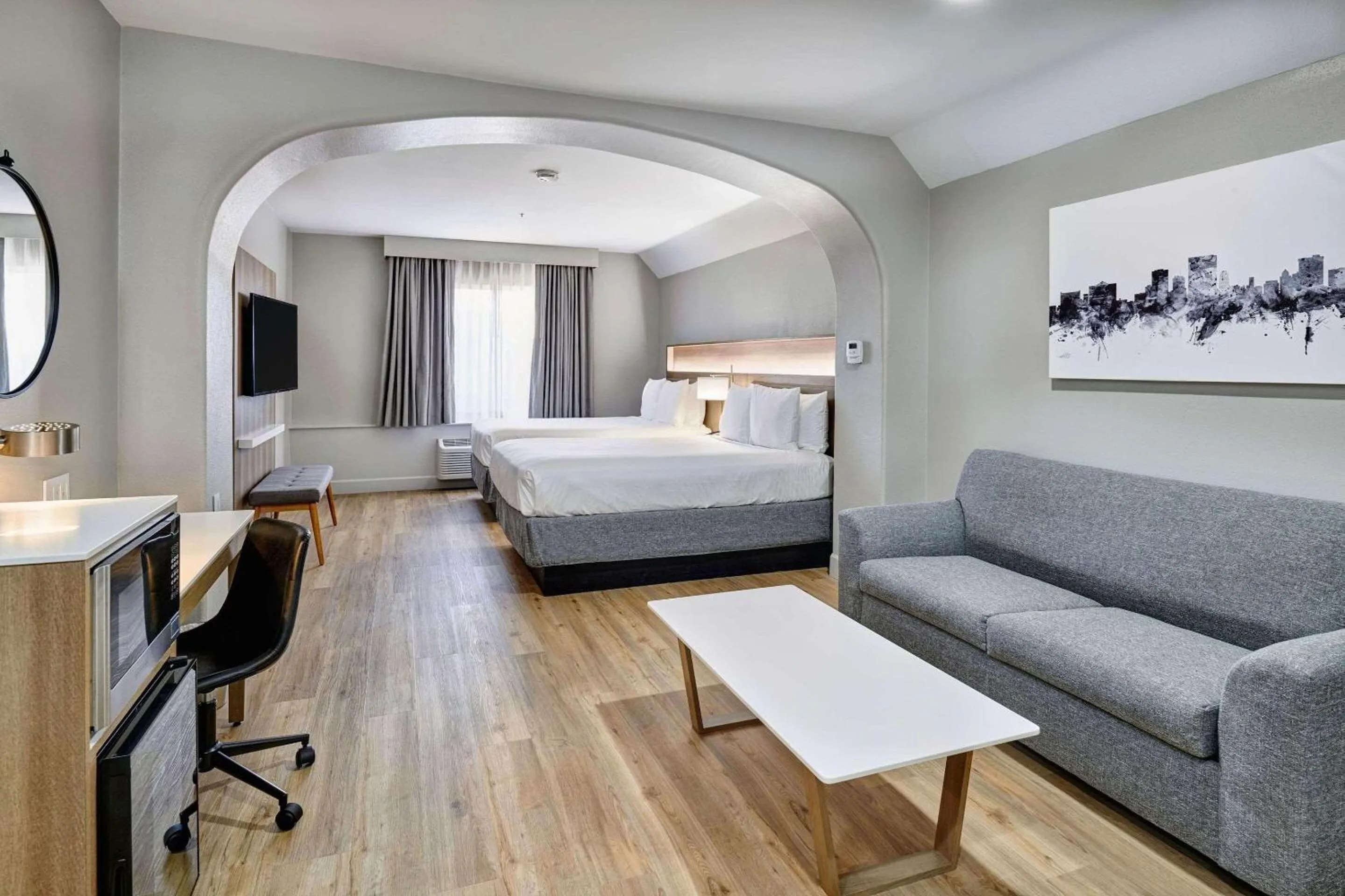 Bedroom, Bed in Radisson Hotel El Paso Airport