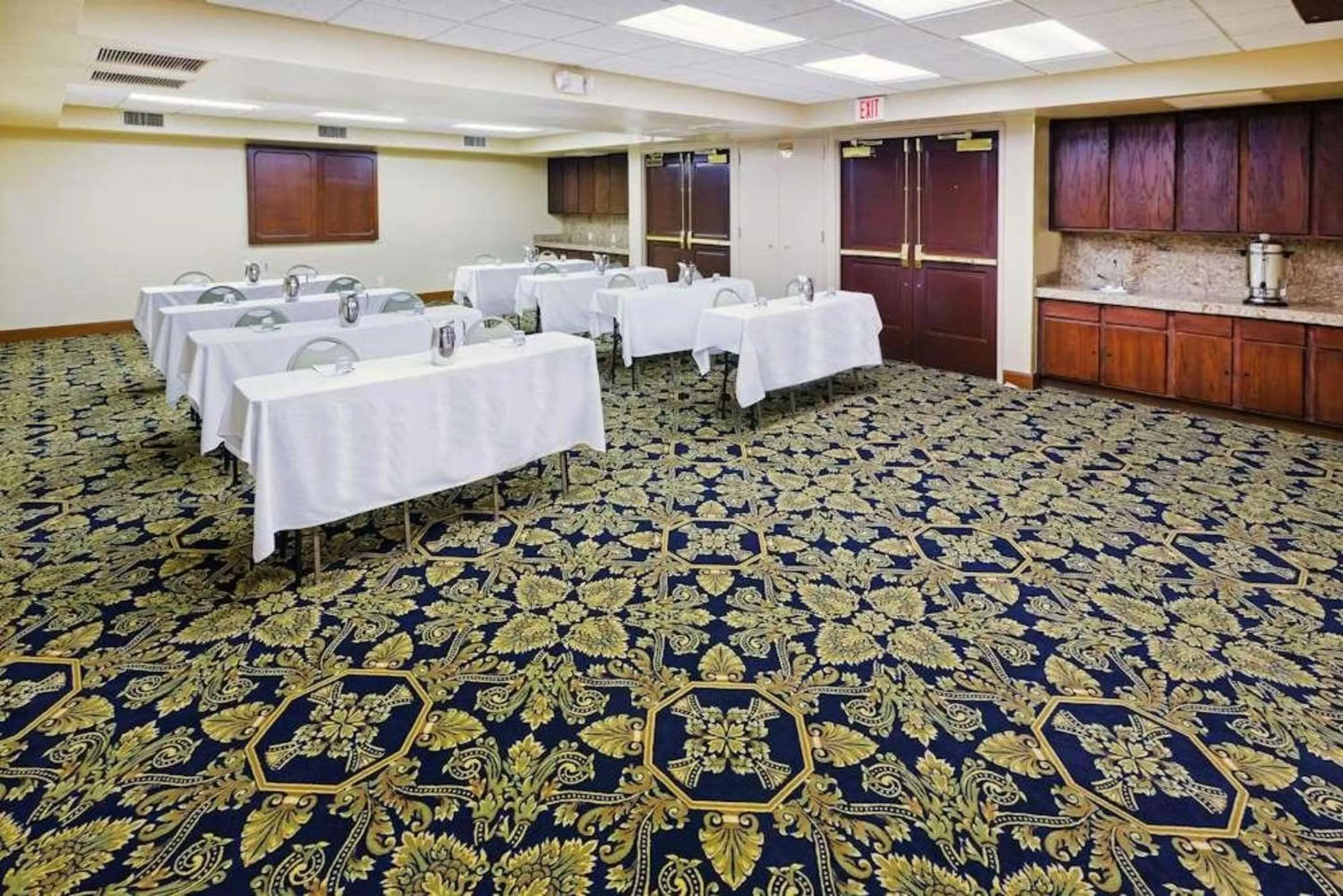 Meeting/conference room in Radisson Hotel El Paso Airport