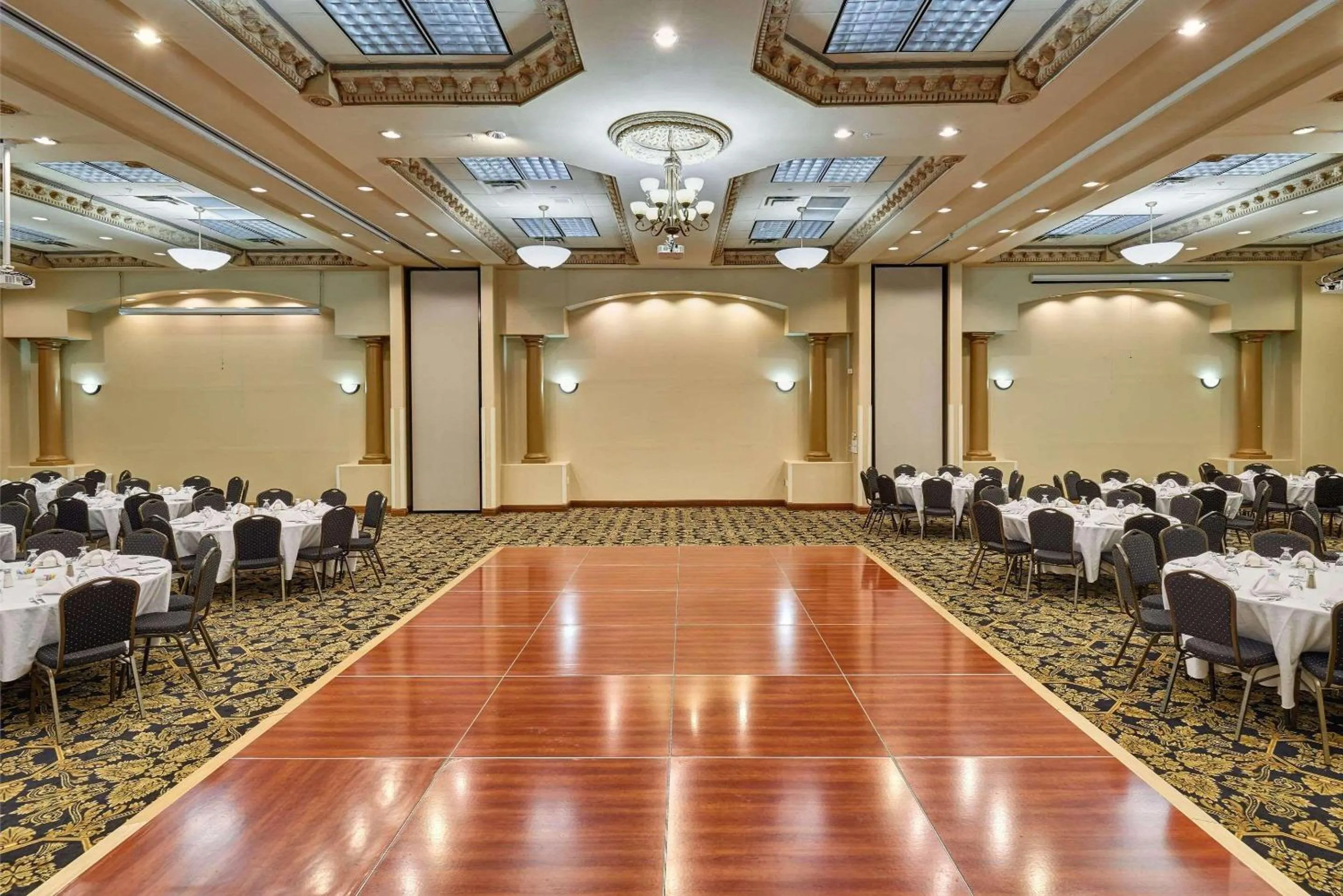 Meeting/conference room in Radisson Hotel El Paso Airport