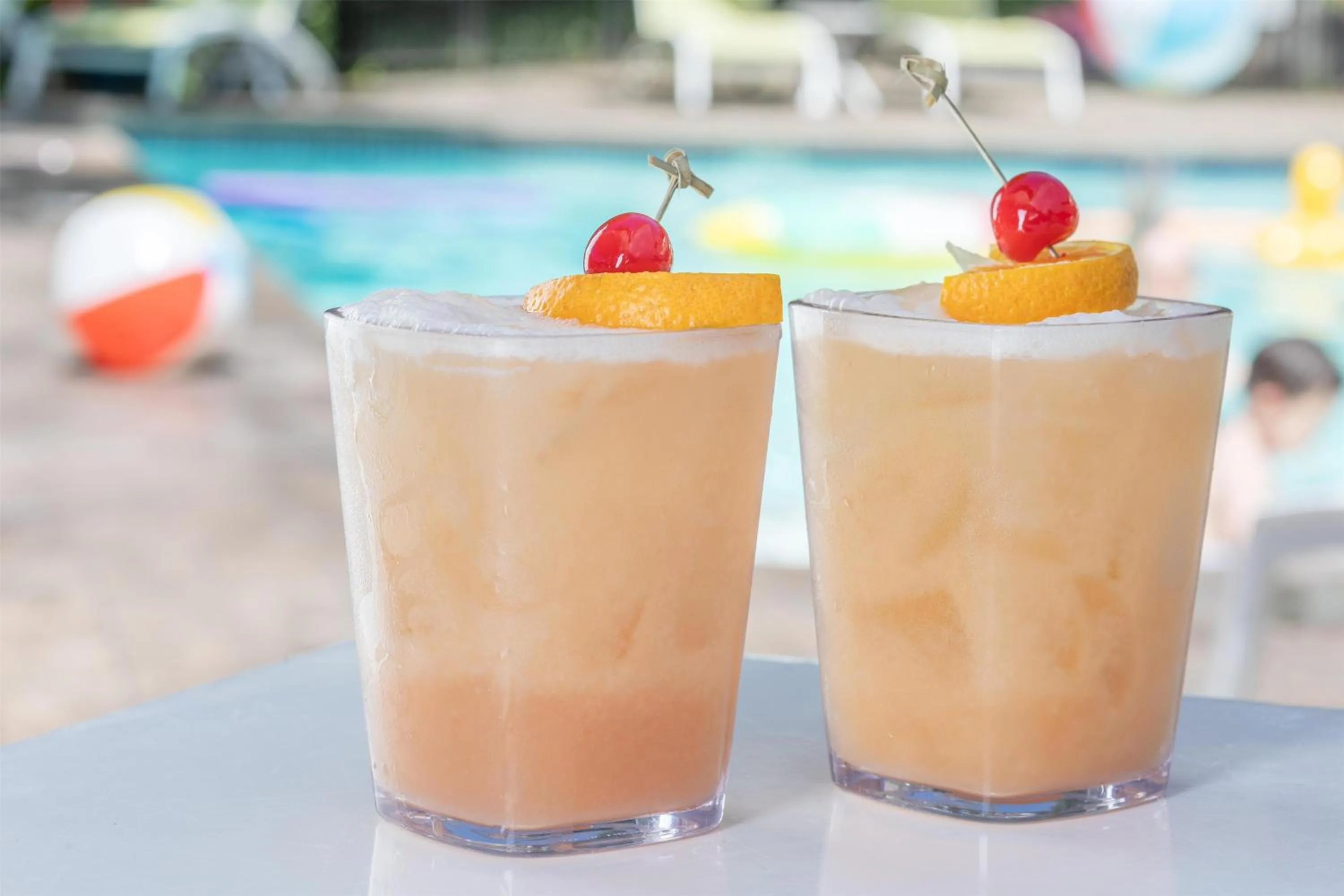 Food and drinks in The Lodge on the Cove