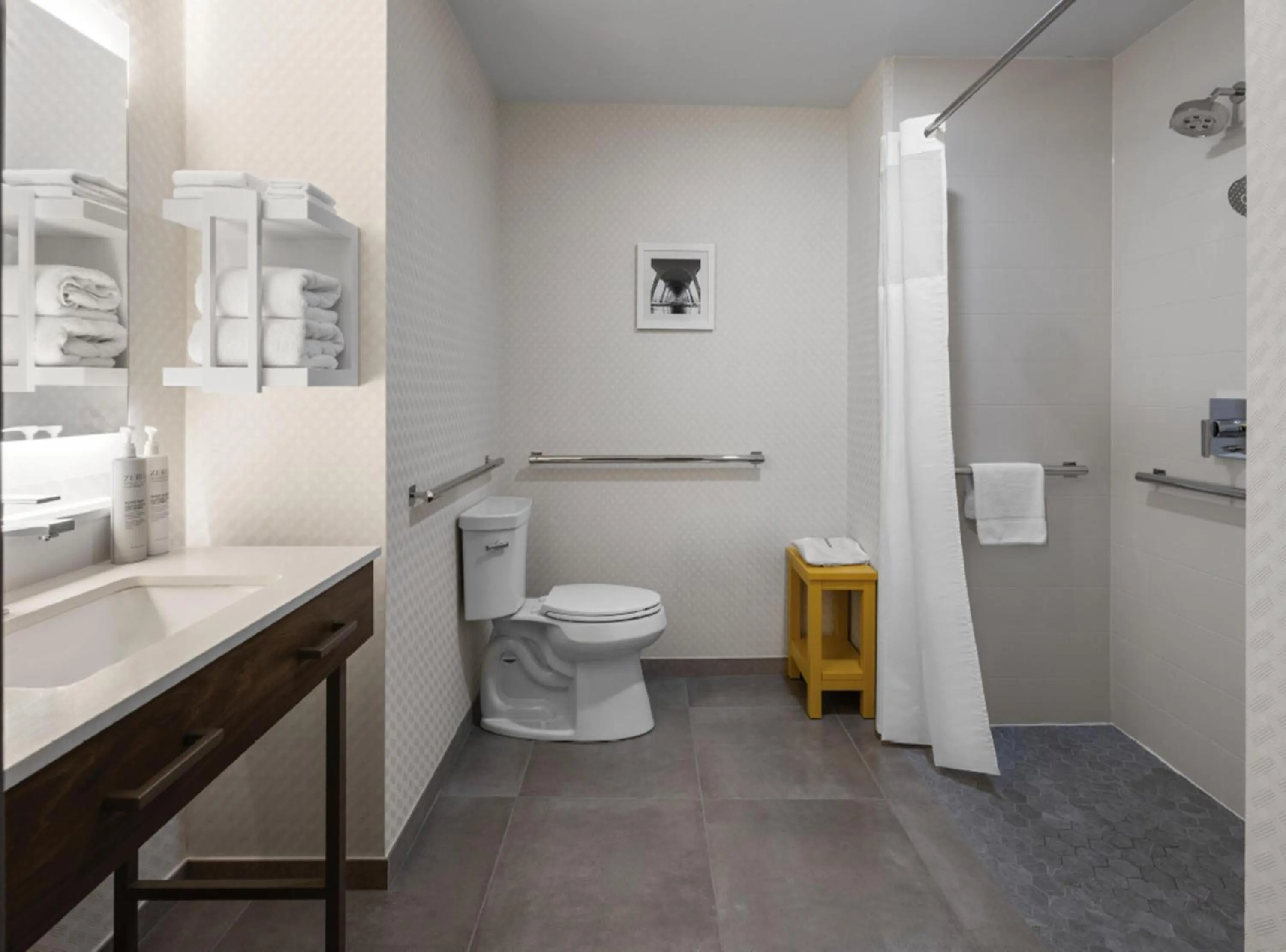 Bathroom in Hampton Inn & Suites Richmond Glenside