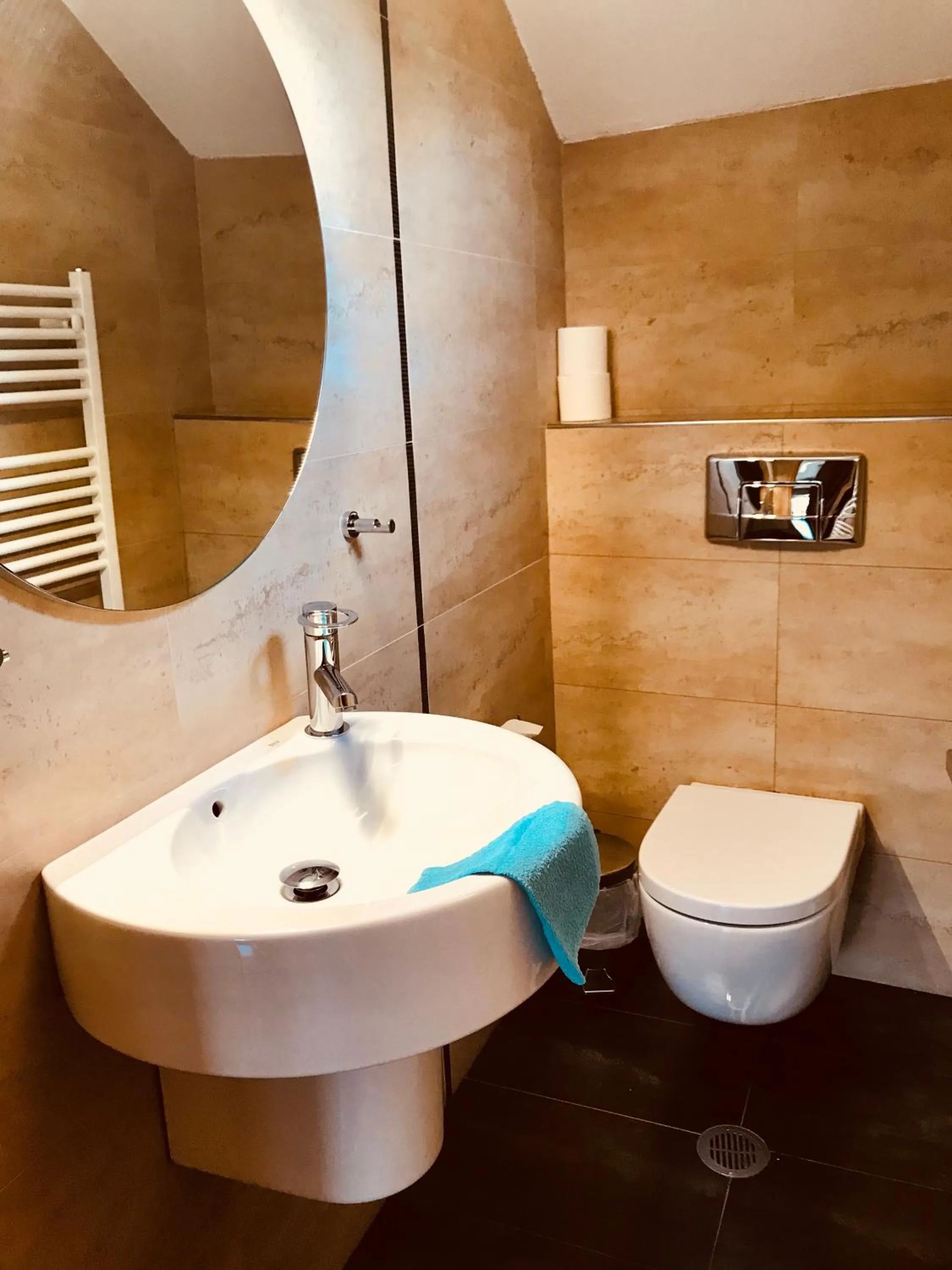 Toilet in Villa Lydia