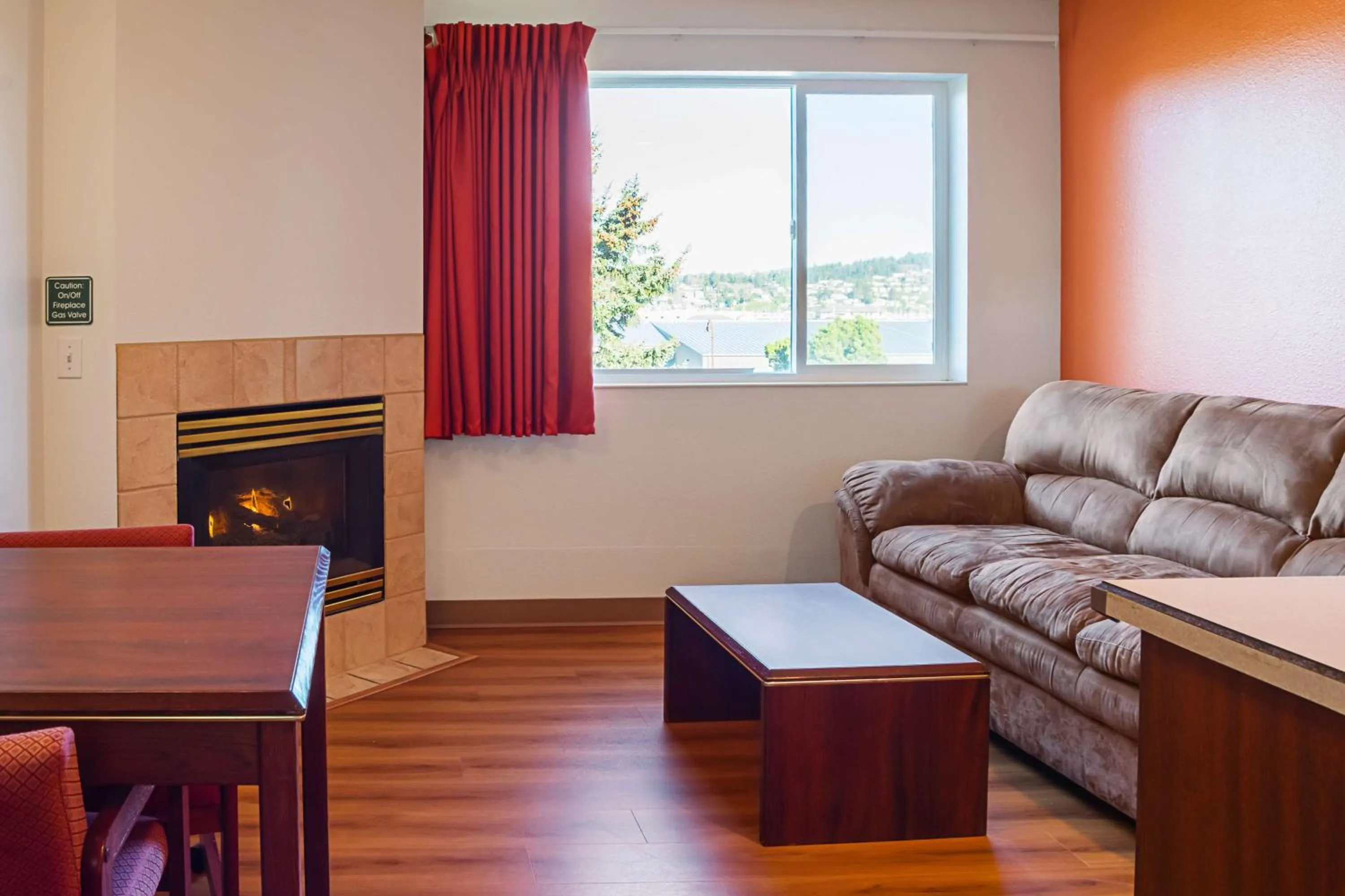 Living room in Motel 6-Newport, OR