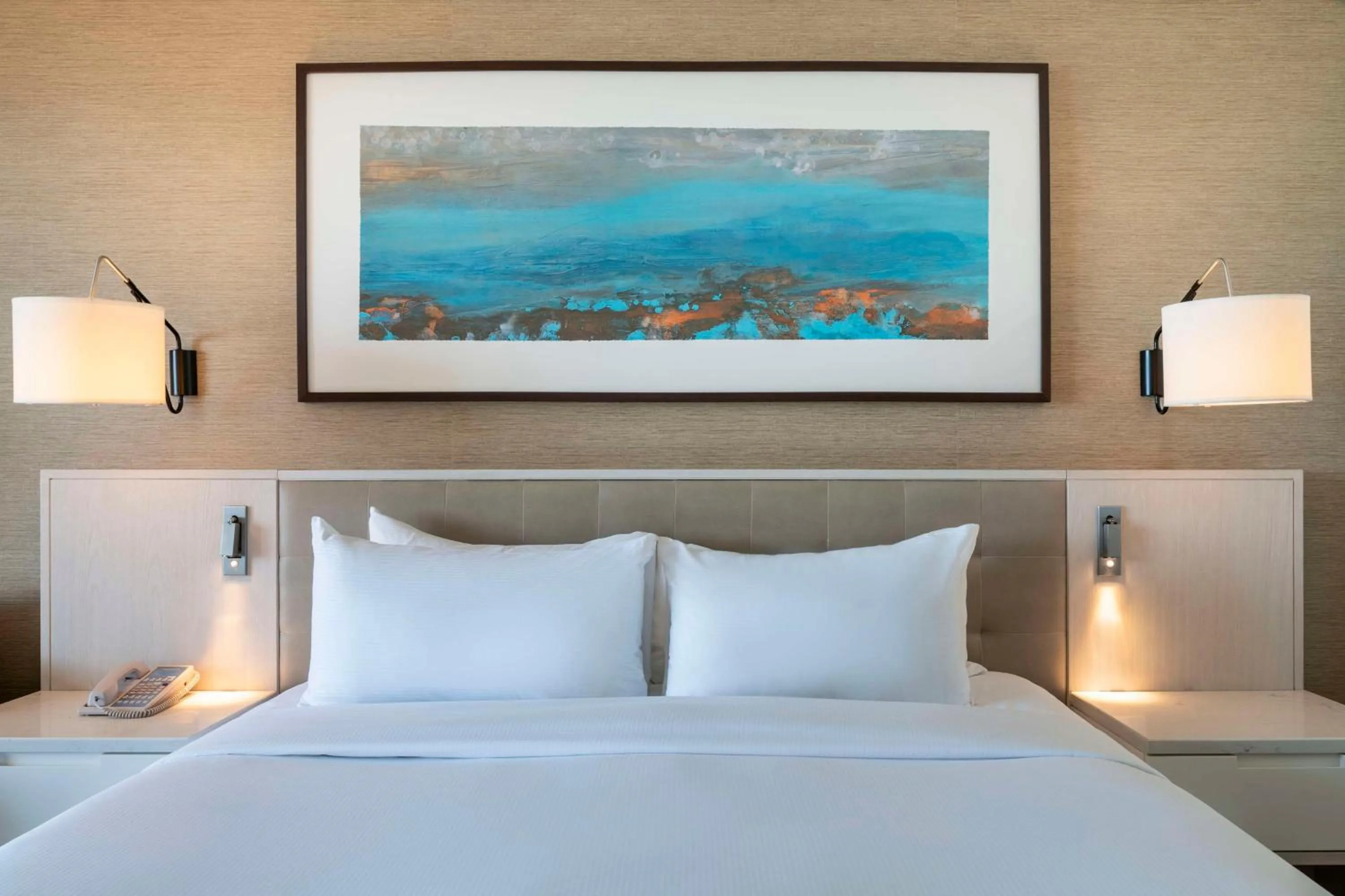 Bed in Hilton Barbados Resort