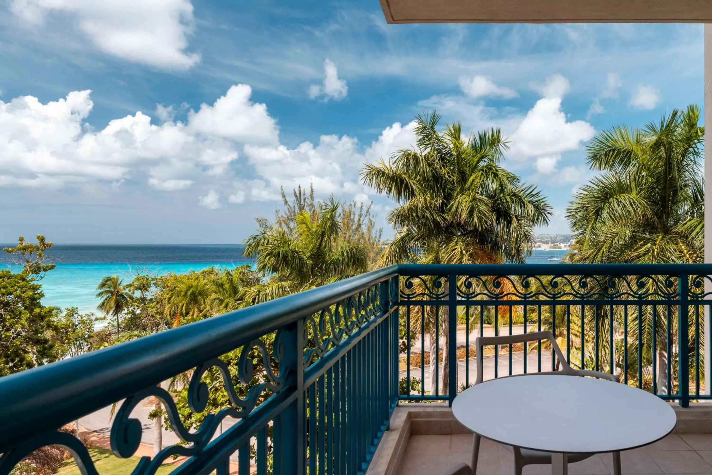 Living room in Hilton Barbados Resort