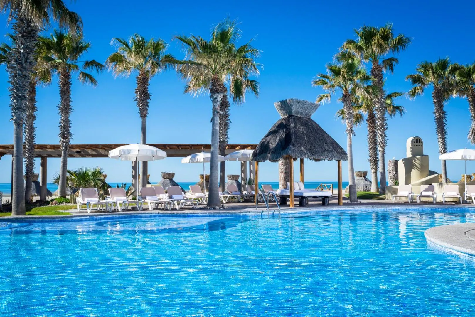 Off site in Luna Blanca Penthouse by Kivoya