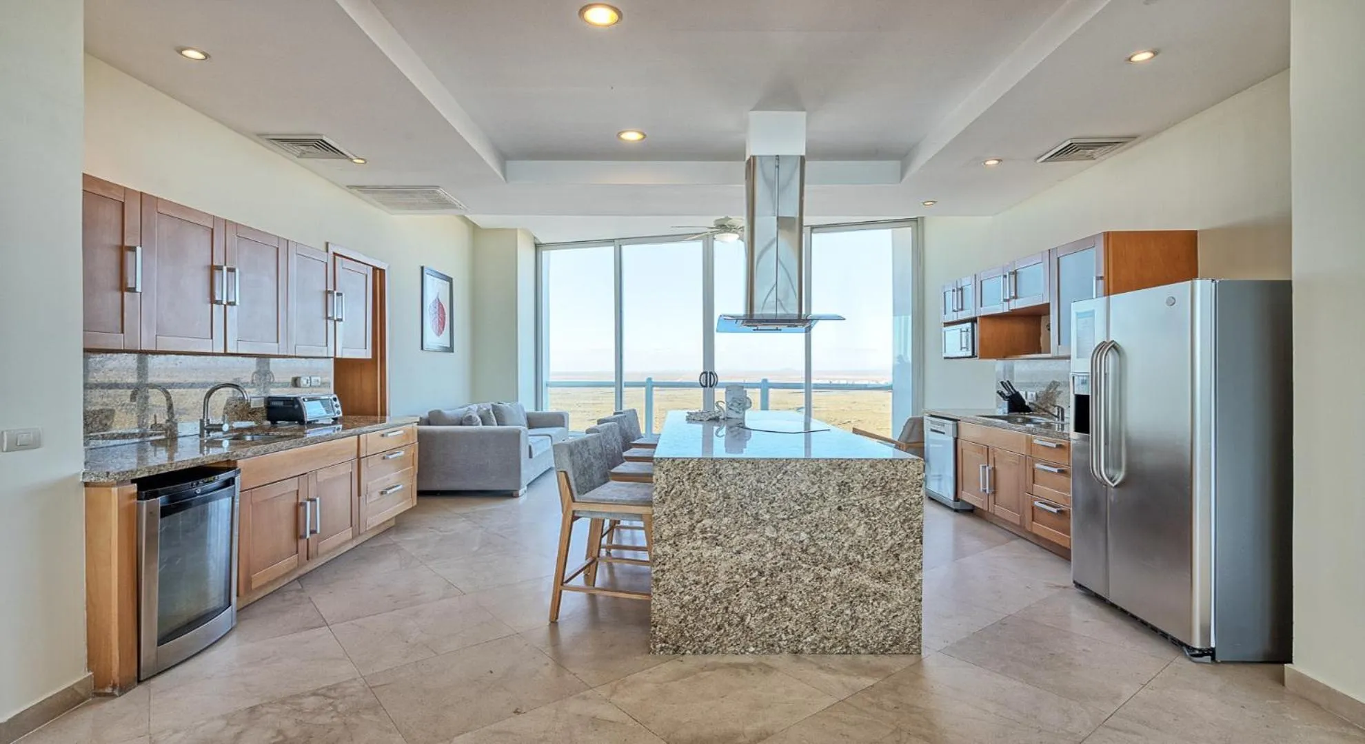 Kitchen or kitchenette in Luna Blanca Penthouse by Kivoya