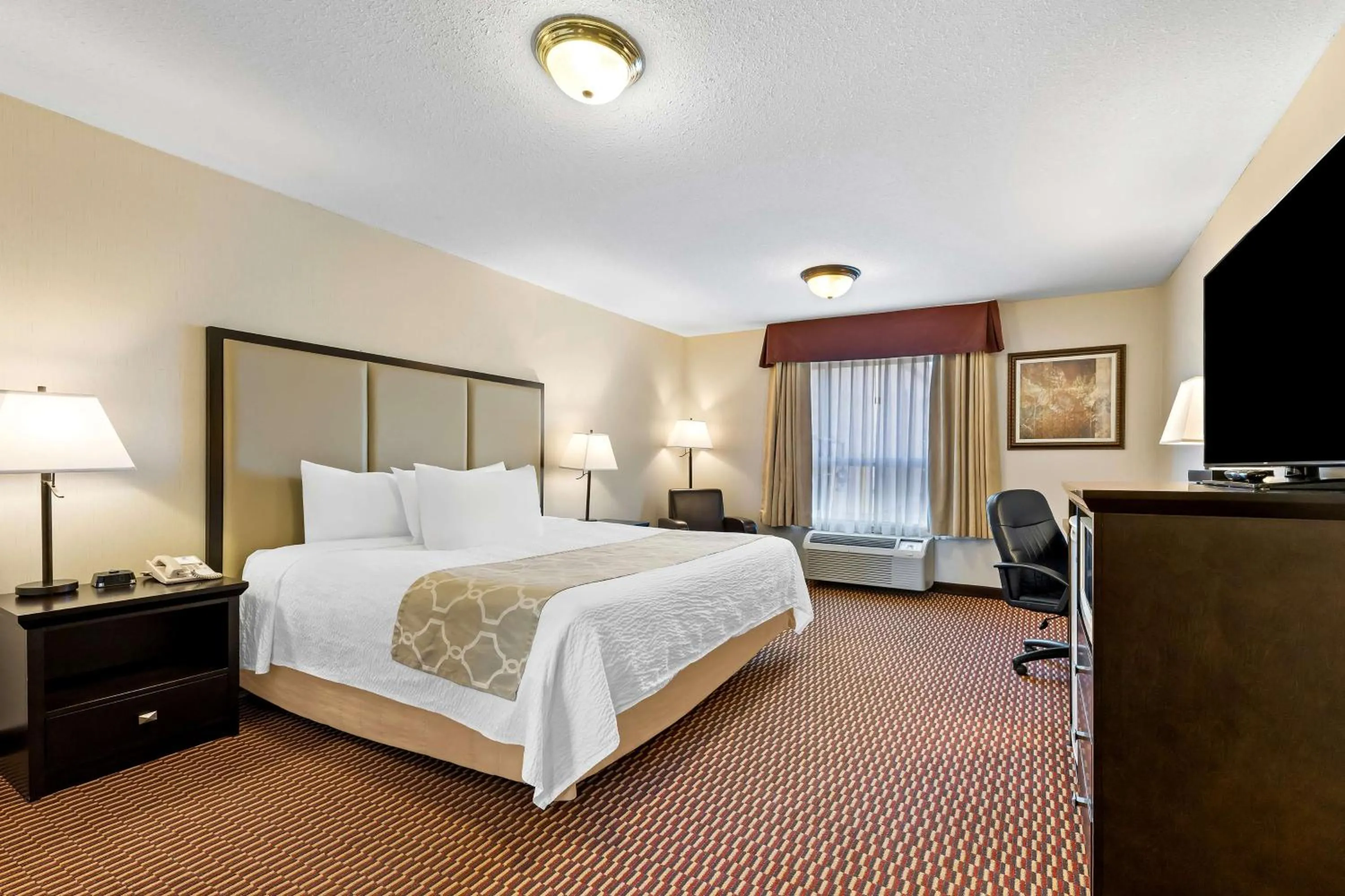 Bedroom, Bed in Best Western of Olds