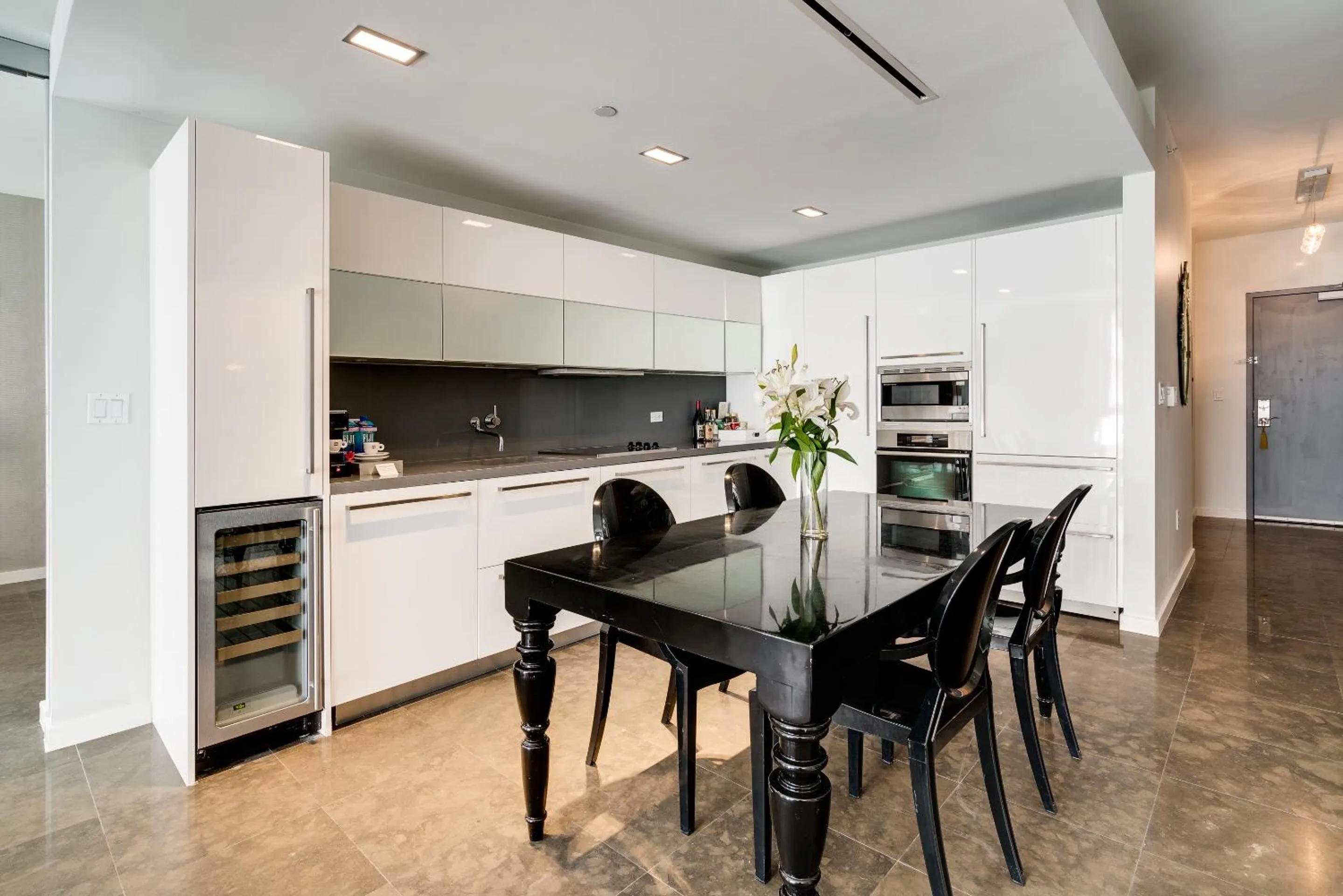 Kitchen or kitchenette in Boulan South Beach