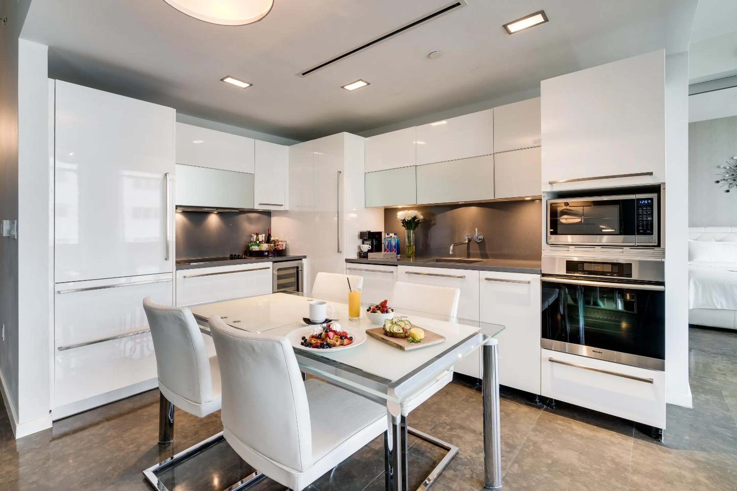 Kitchen or kitchenette in Boulan South Beach