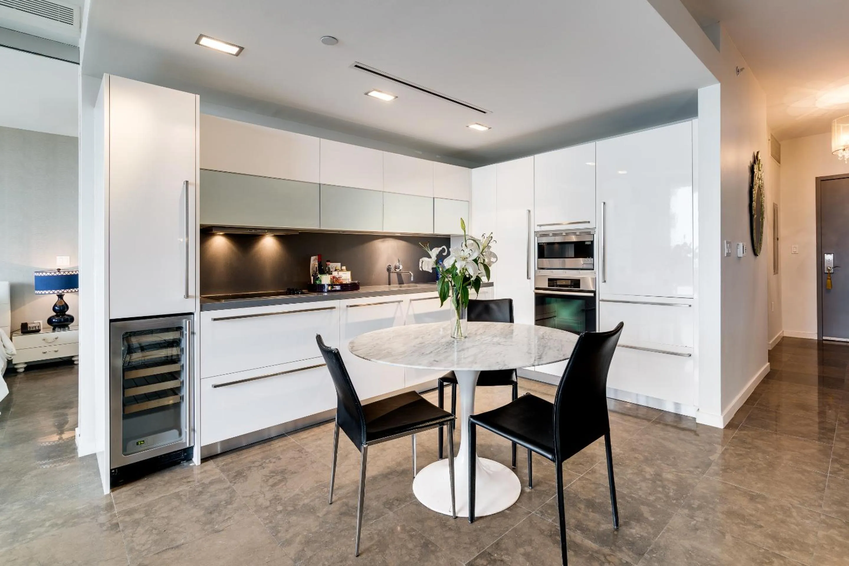 Kitchen or kitchenette in Boulan South Beach