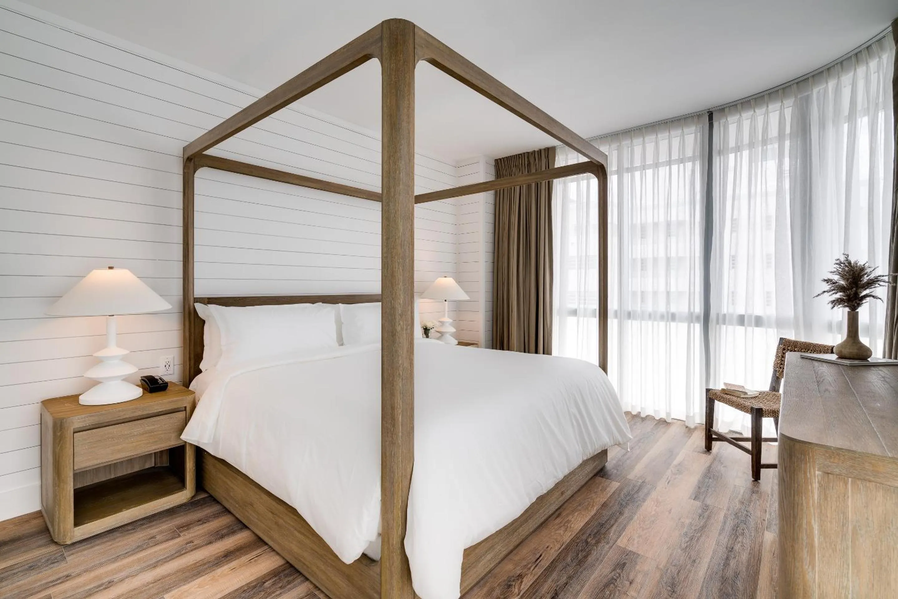 Bedroom, Bed in Boulan South Beach