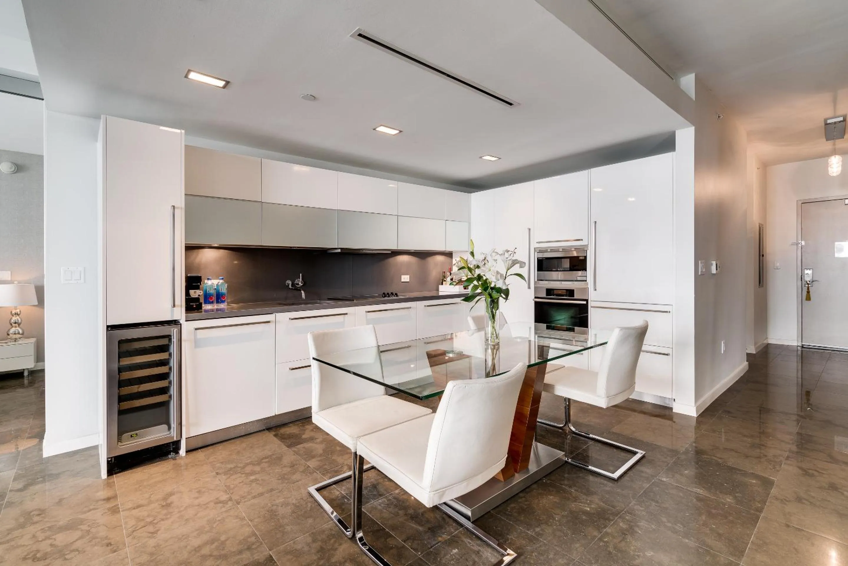 Kitchen or kitchenette in Boulan South Beach