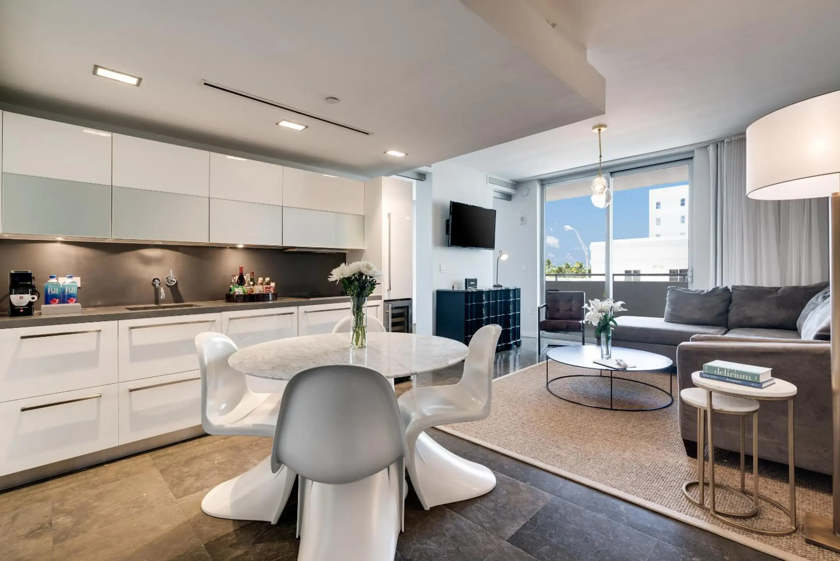 One bedroom suite with balcony in Boulan South Beach One bedroom suite with balcony in Boulan South Beach