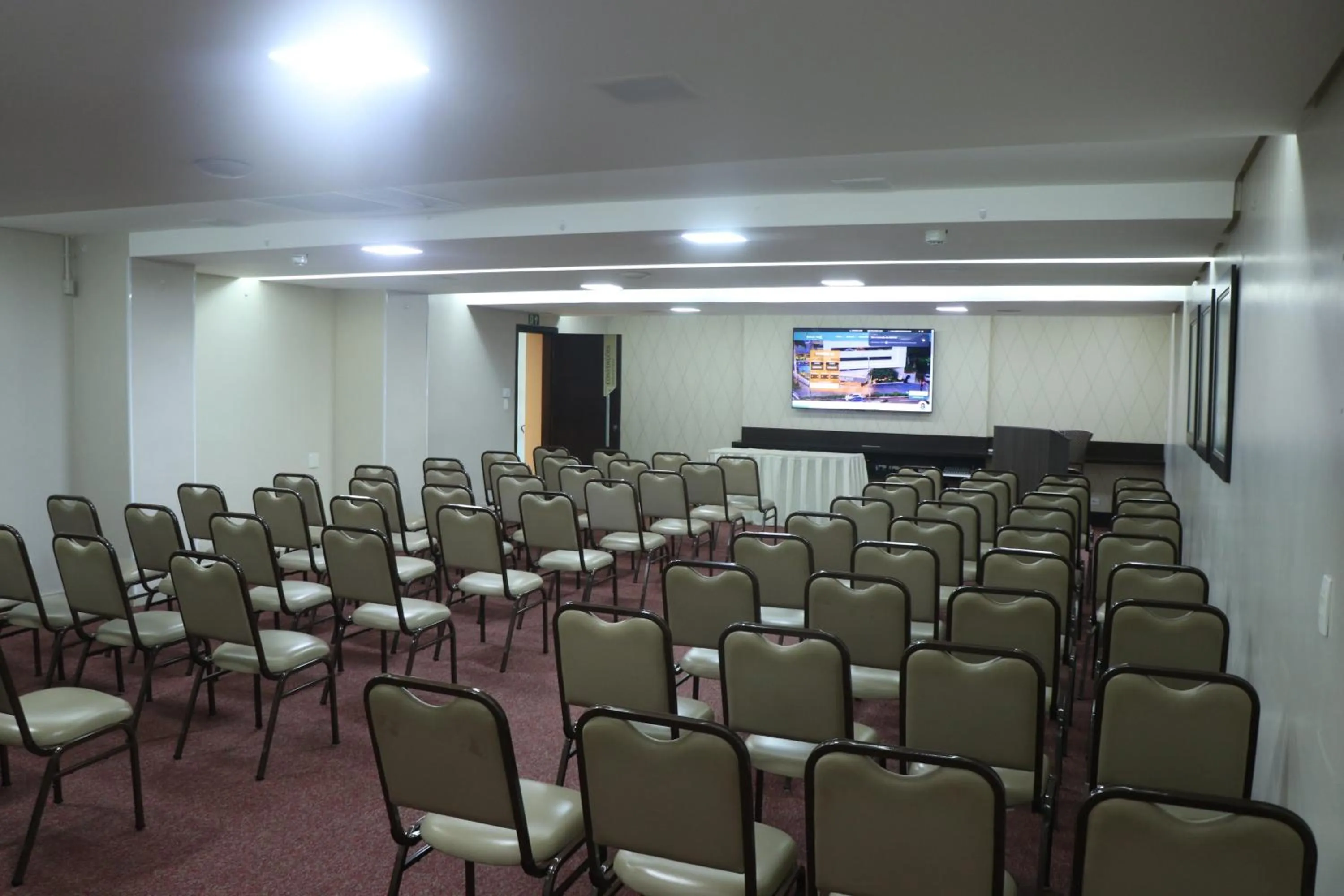 Meeting/conference room in Indaiá Park Hotel
