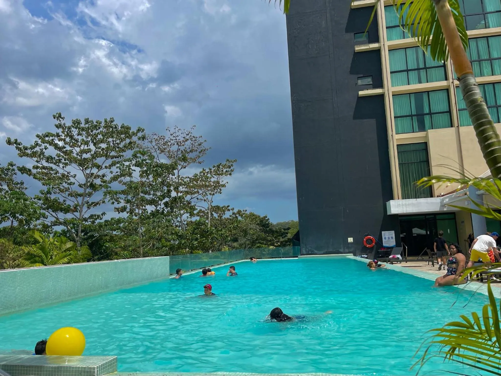 Swimming pool in Summit Rainforest Golf Resort & All Inclusive