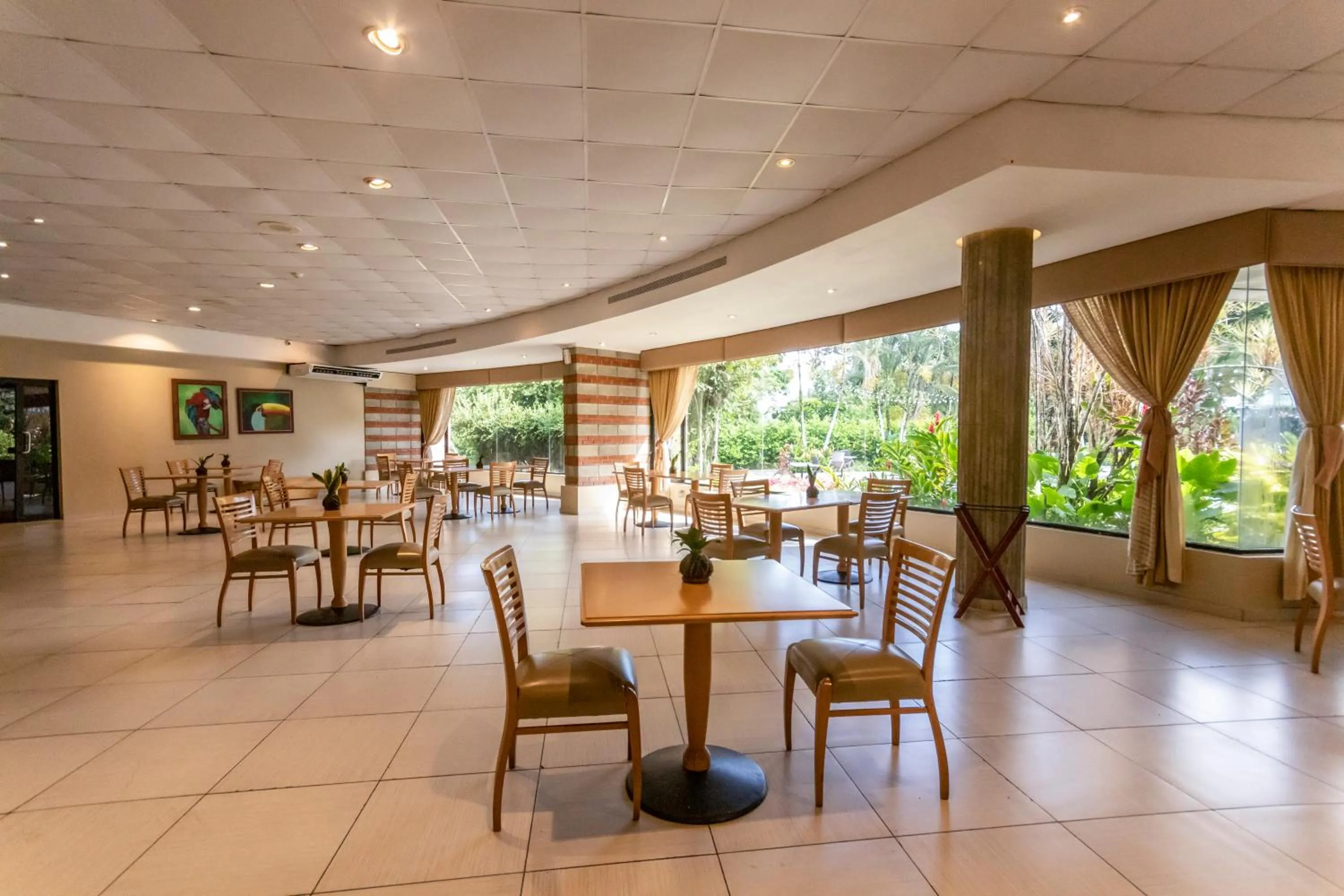 Restaurant/places to eat in Summit Rainforest Golf Resort & All Inclusive