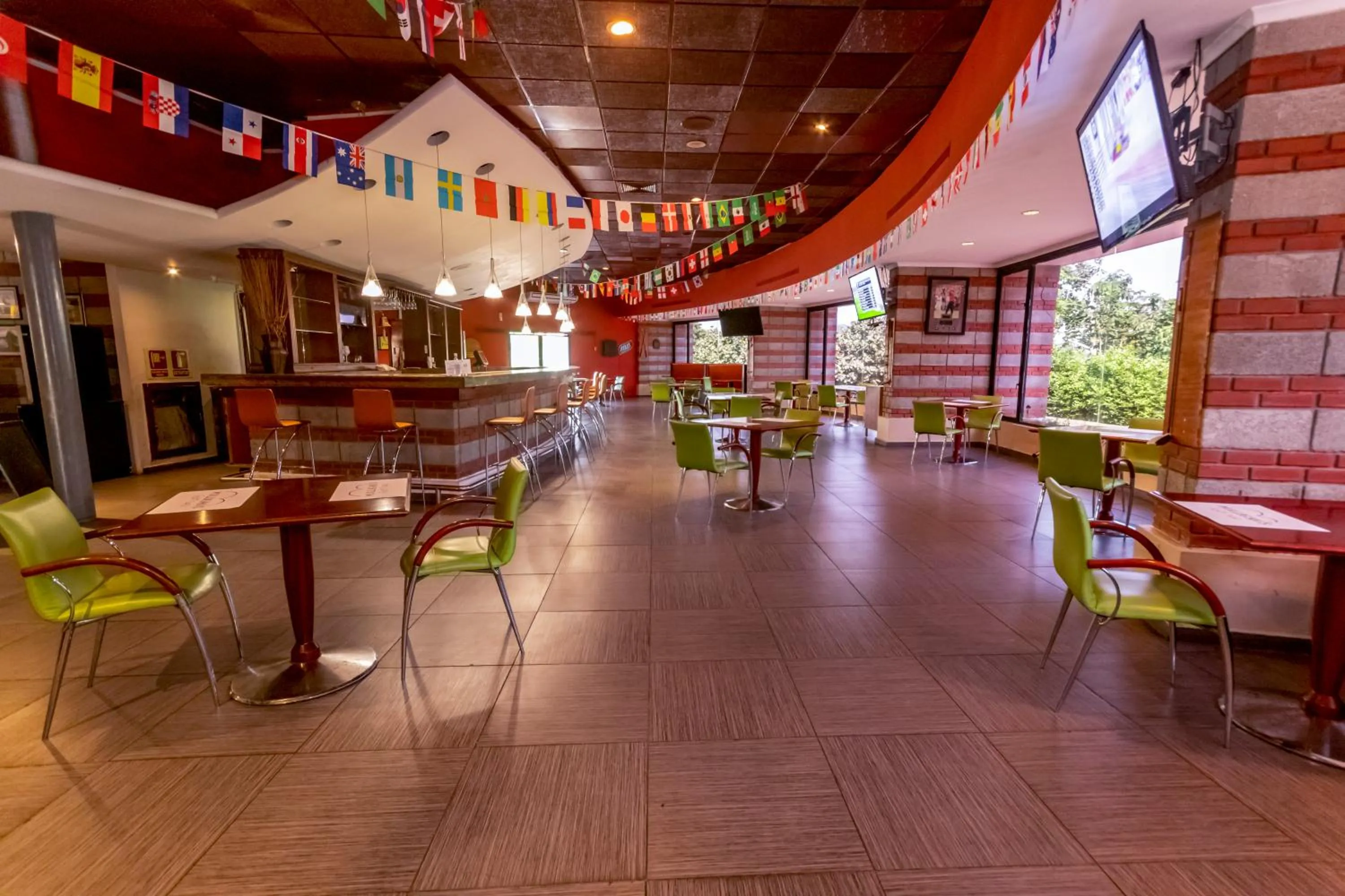 Restaurant/places to eat in Summit Rainforest Golf Resort & All Inclusive