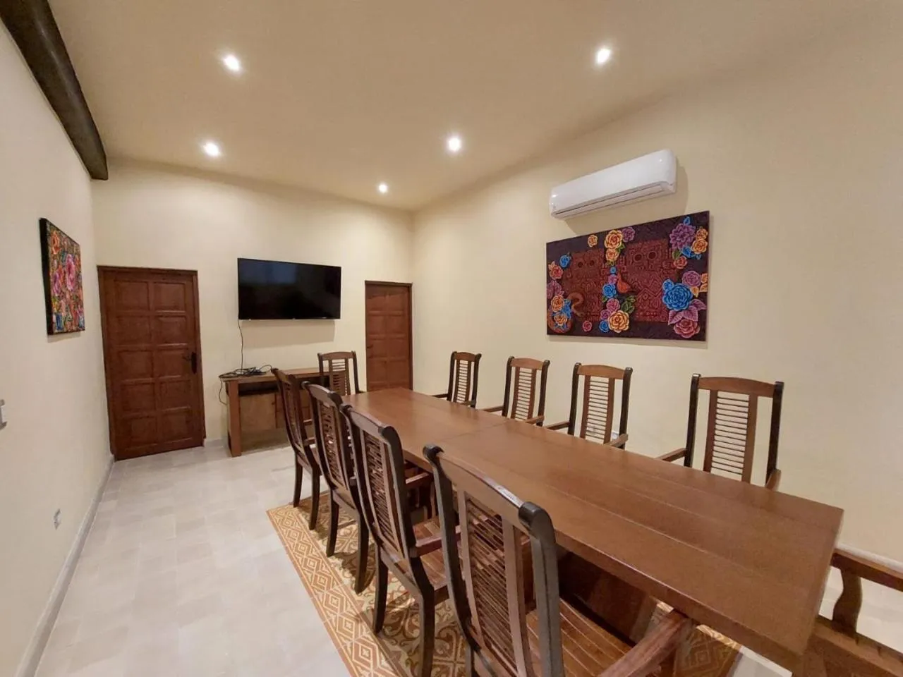 Business facilities in Hacienda Santa Cruz Merida