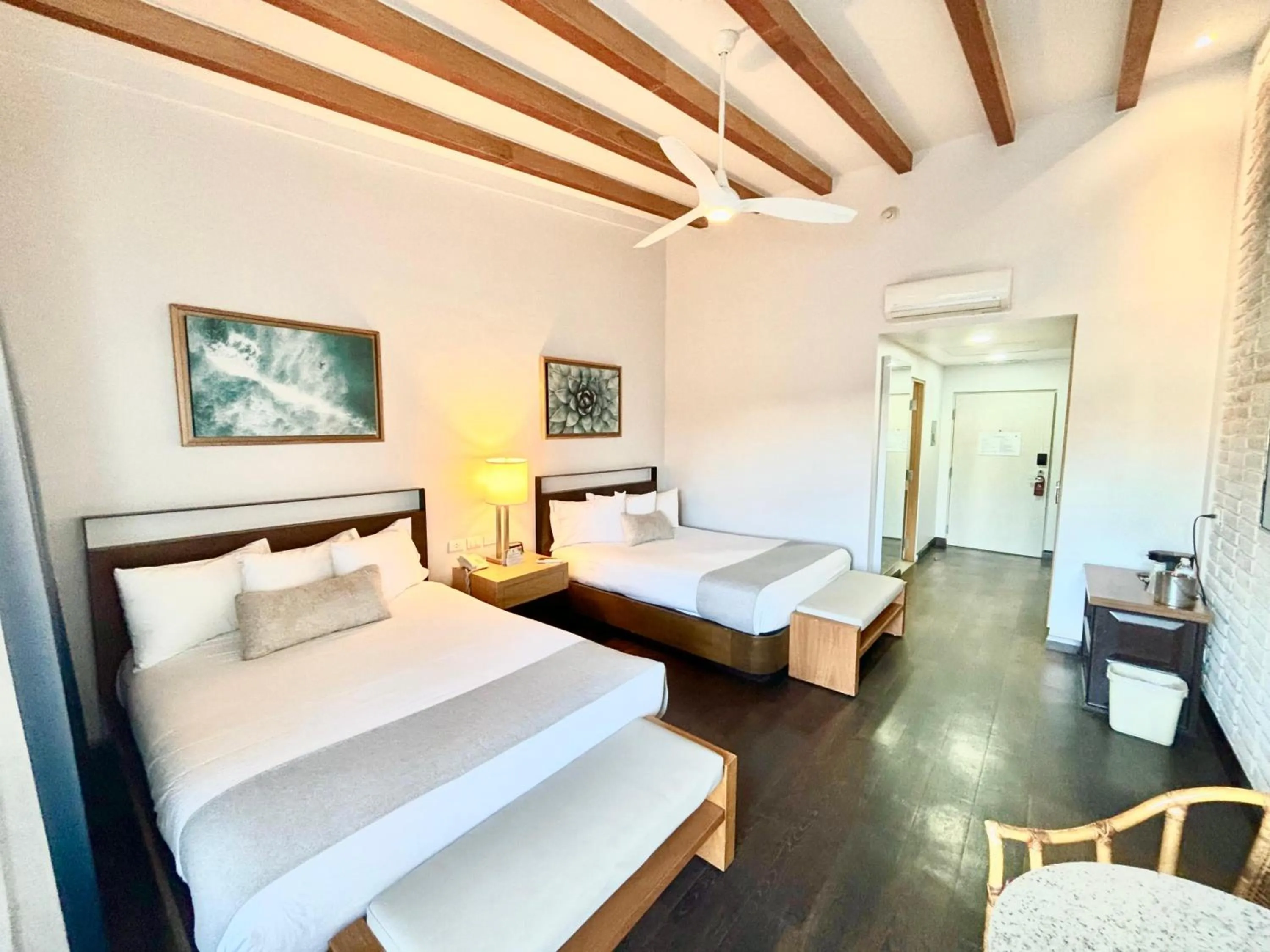 Photo of the whole room, Bed in San Nicolas Hotel Casino