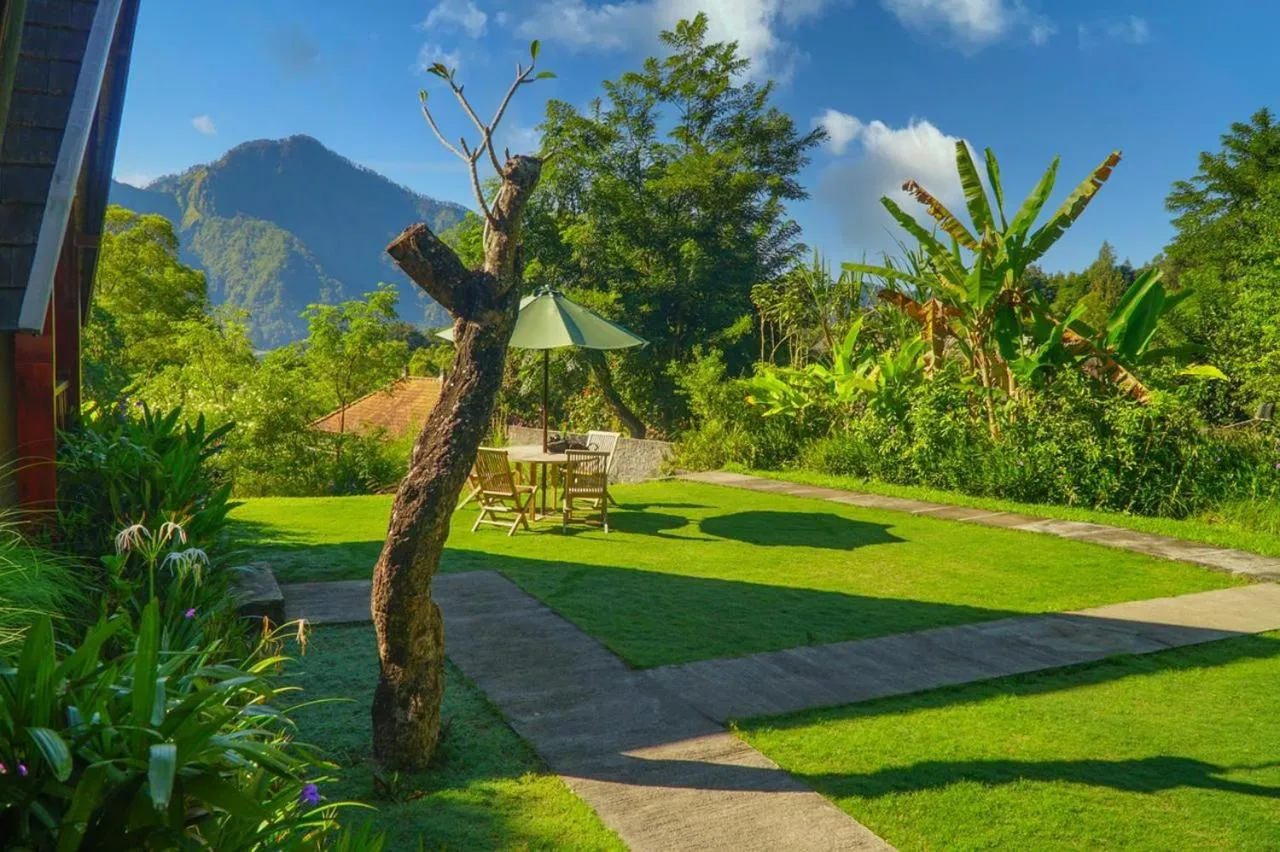 Day in Bintang House