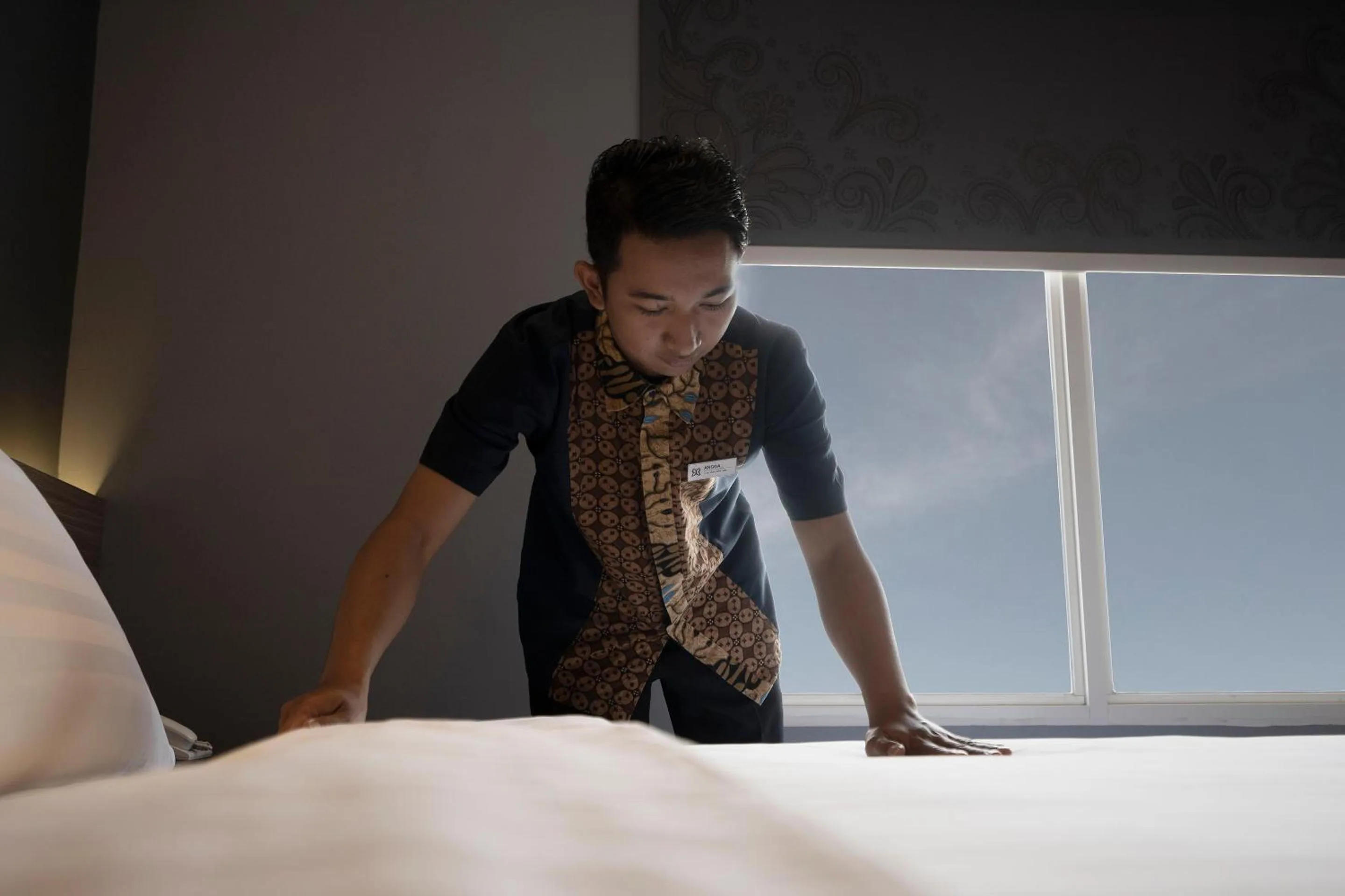 Staff, Bed in BATIQA Hotel Darmo - Surabaya